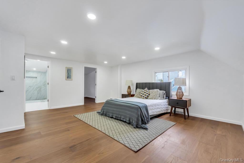 20 Howard Street — photo 13