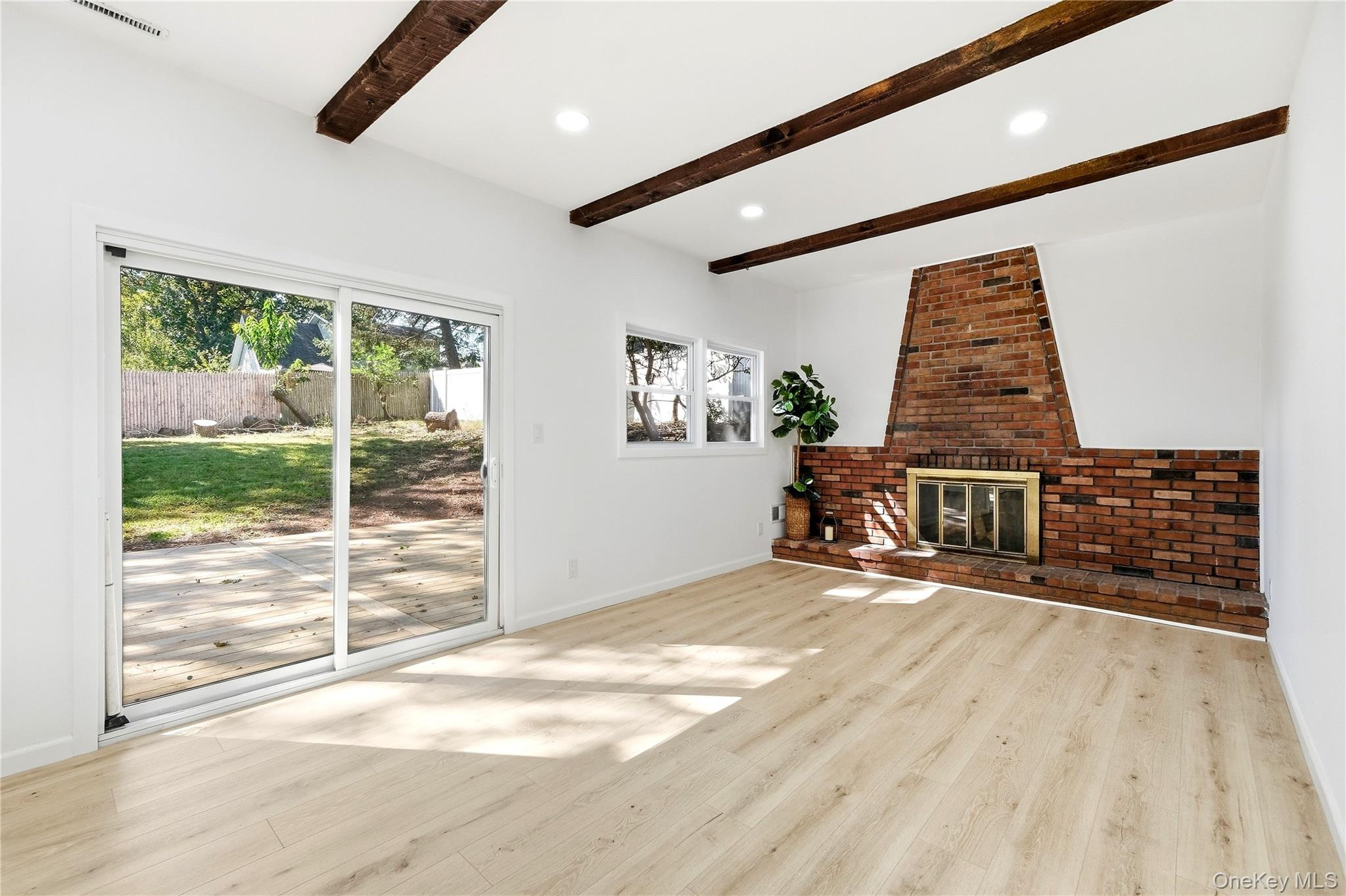 4 Deepdale Drive — photo 12