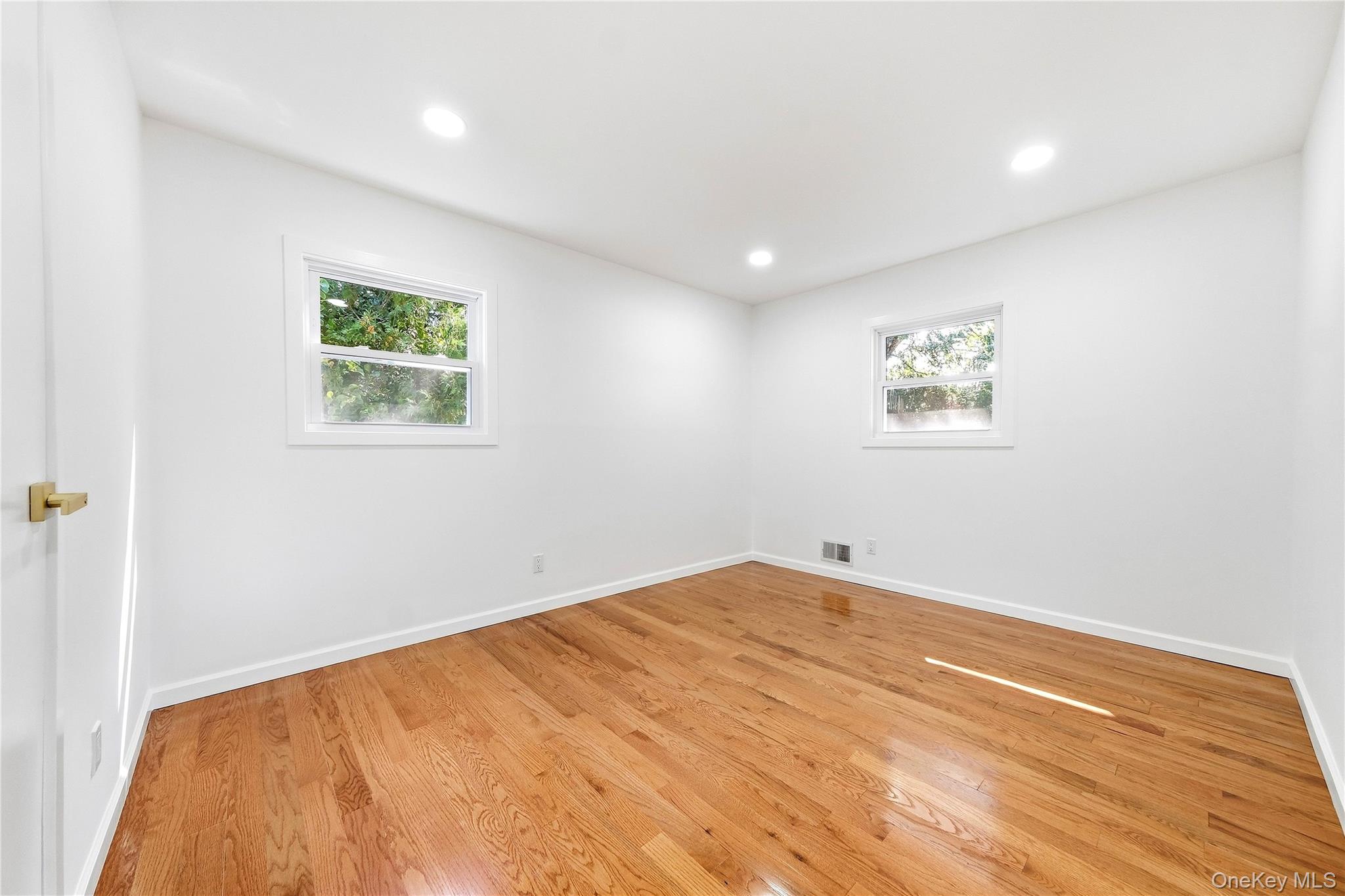 4 Deepdale Drive — photo 17