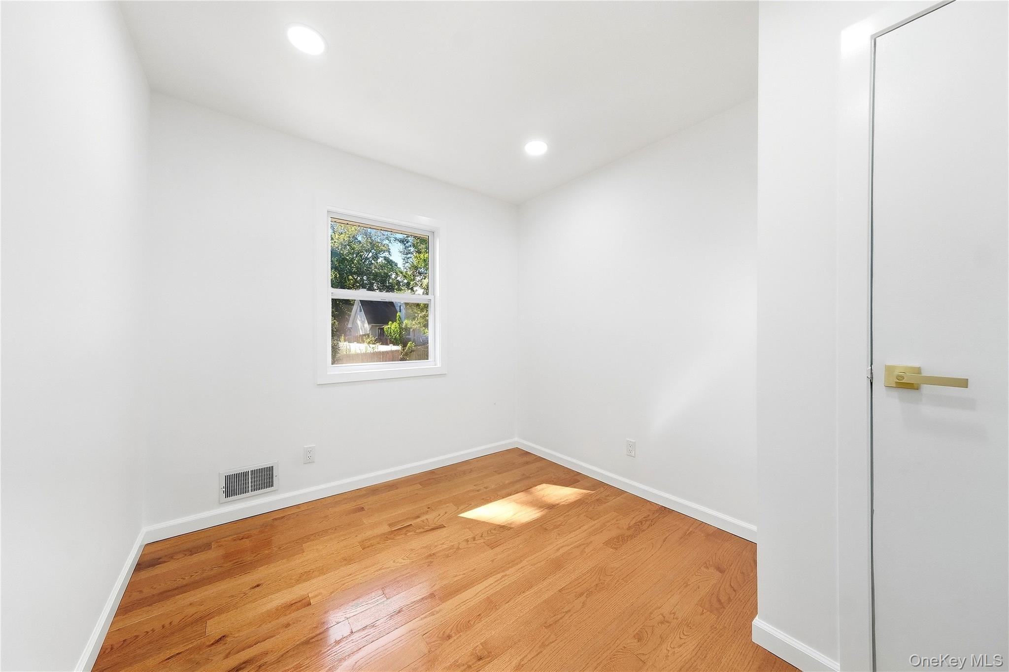 4 Deepdale Drive — photo 19