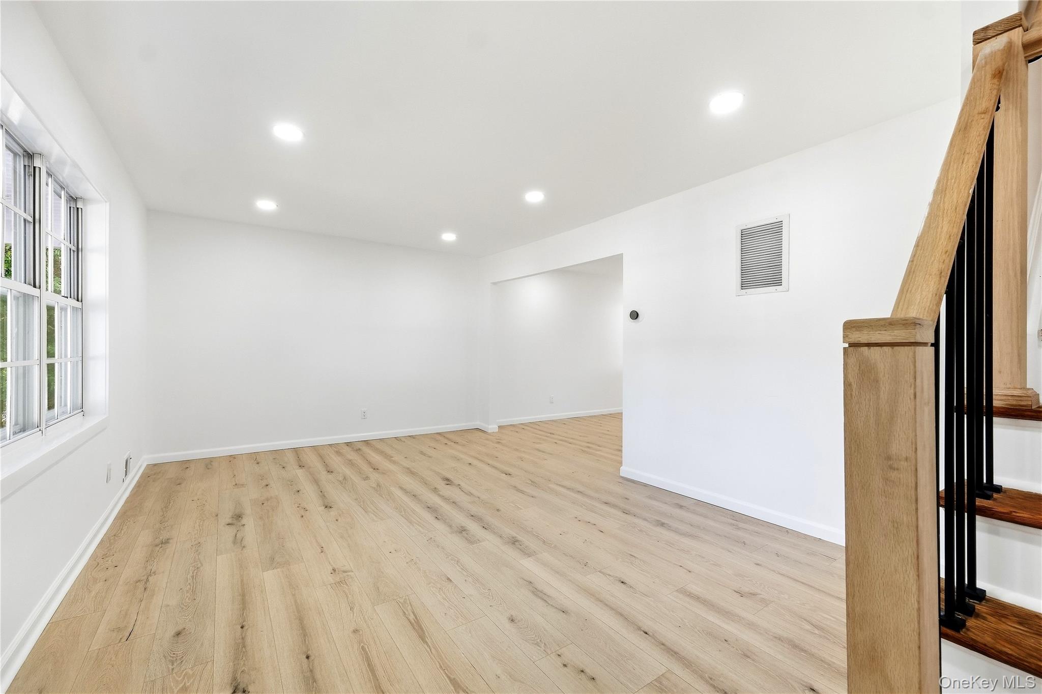 4 Deepdale Drive — photo 6