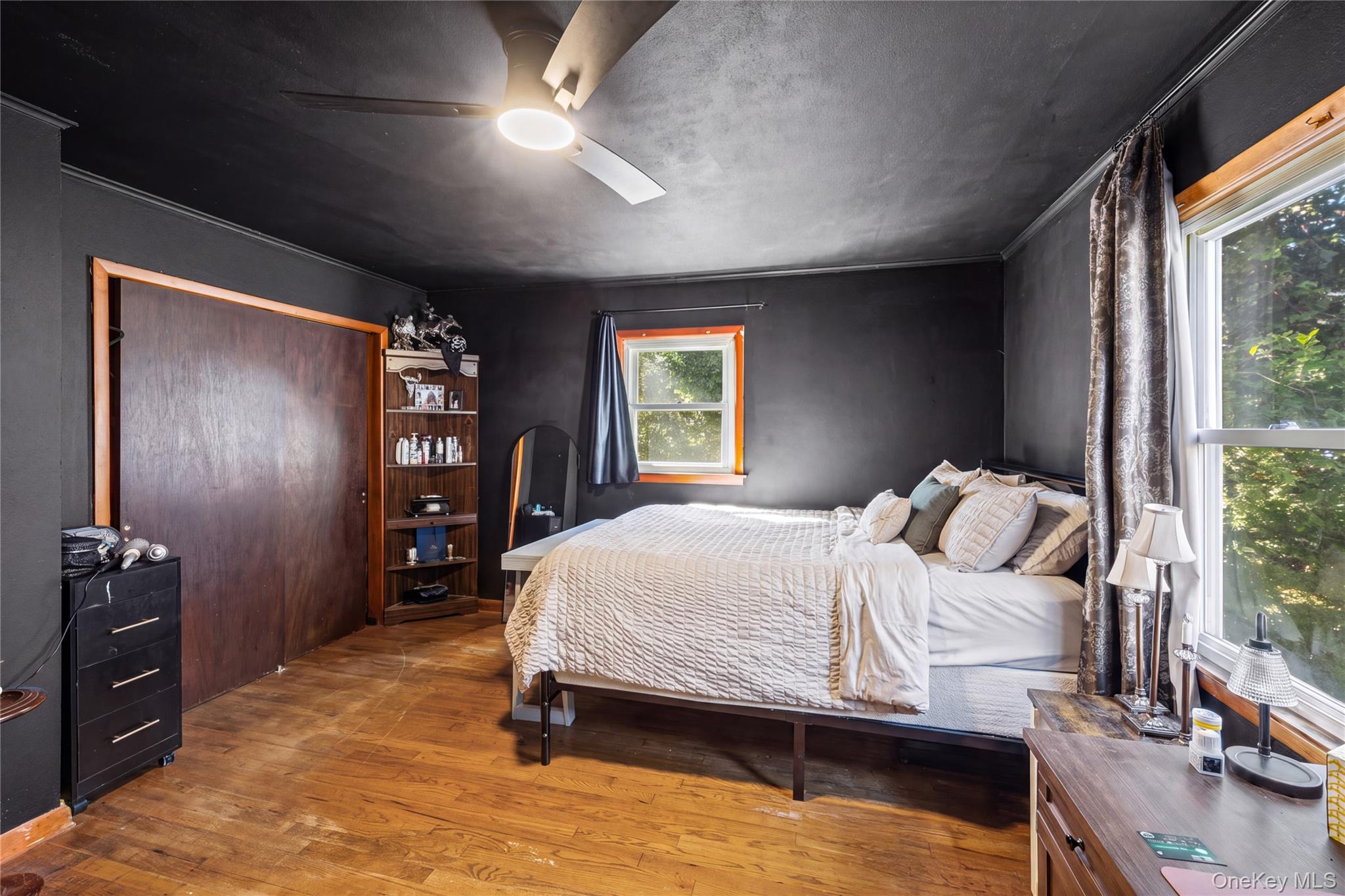 373 Oak Street — photo 18