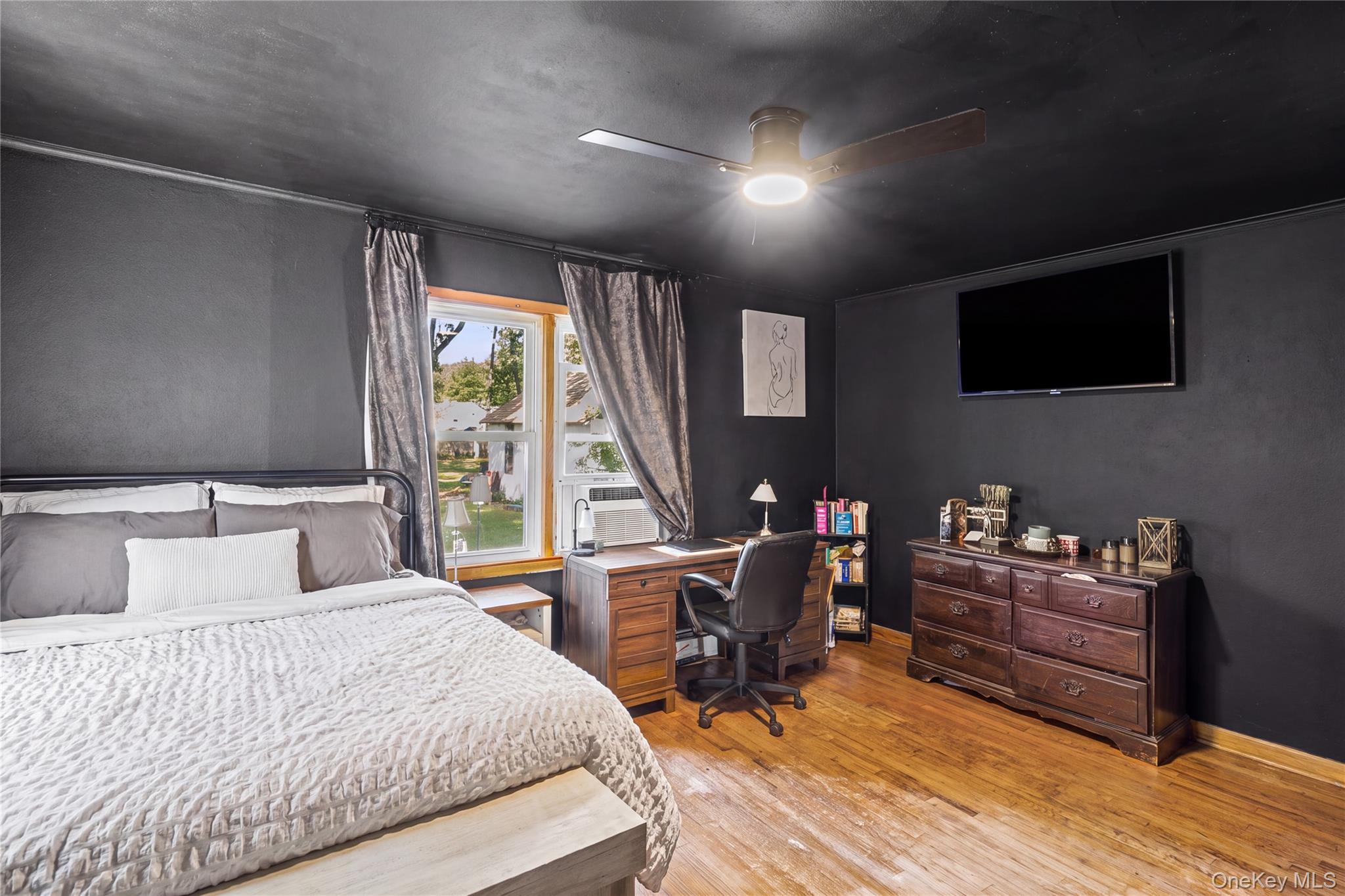 373 Oak Street — photo 19