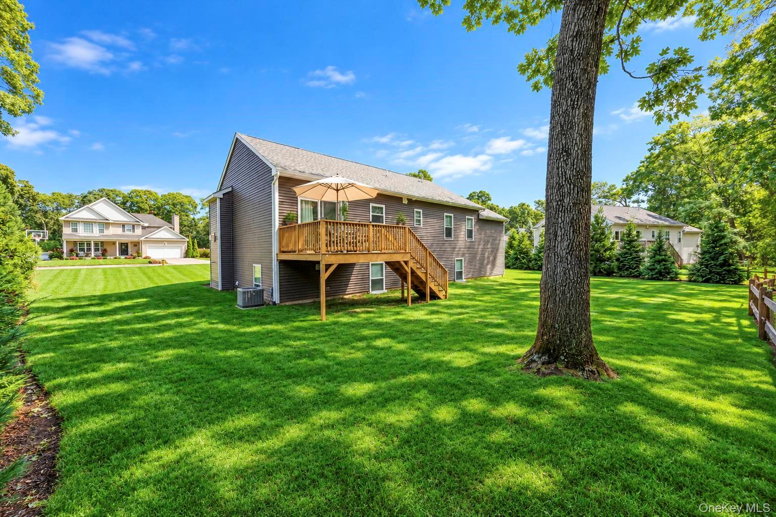 77 Maple Wood Lane — photo 4