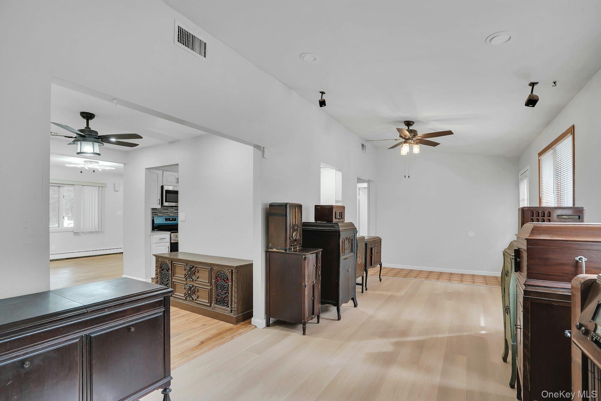 26 Williams Avenue — photo 25