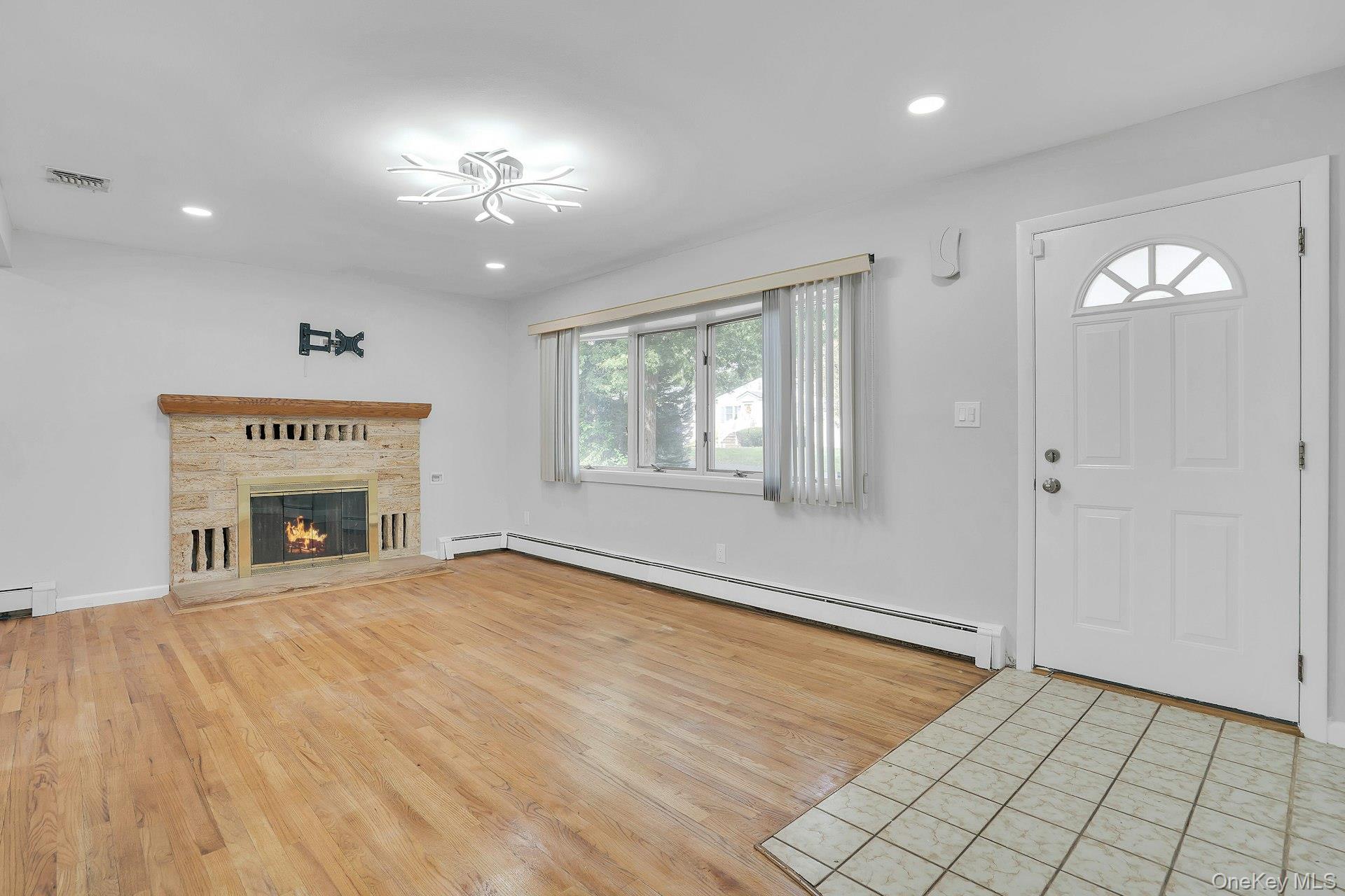 26 Williams Avenue — photo 6