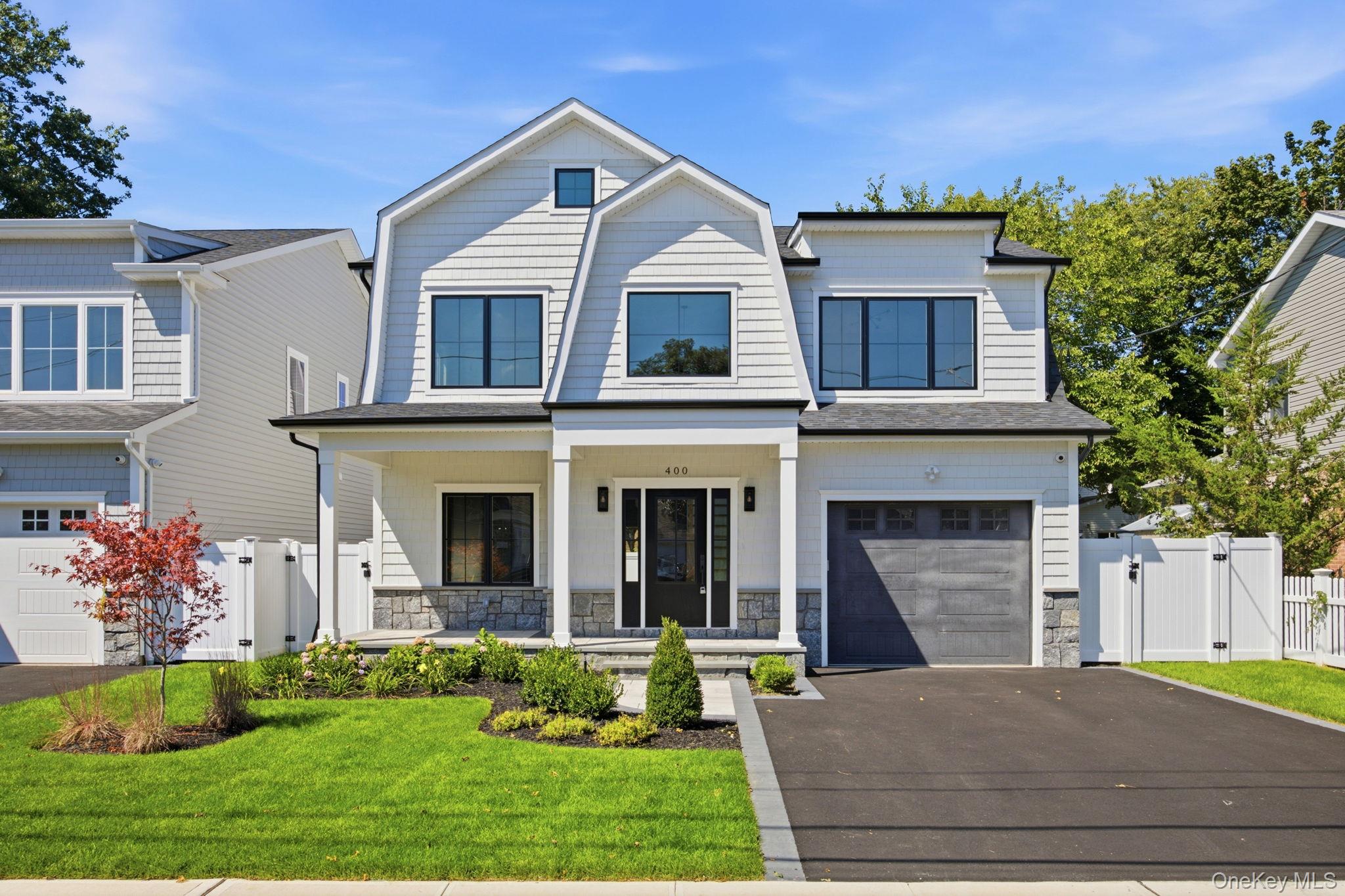 400 Langley Avenue, West Hempstead