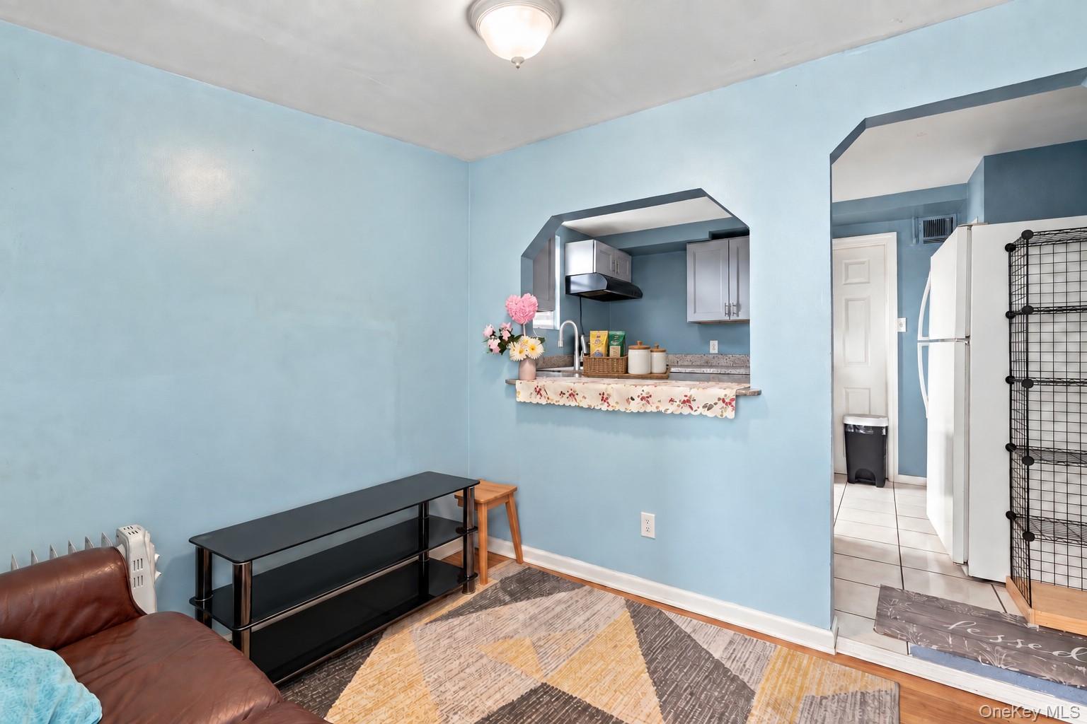 266 Riddle Street — photo 15
