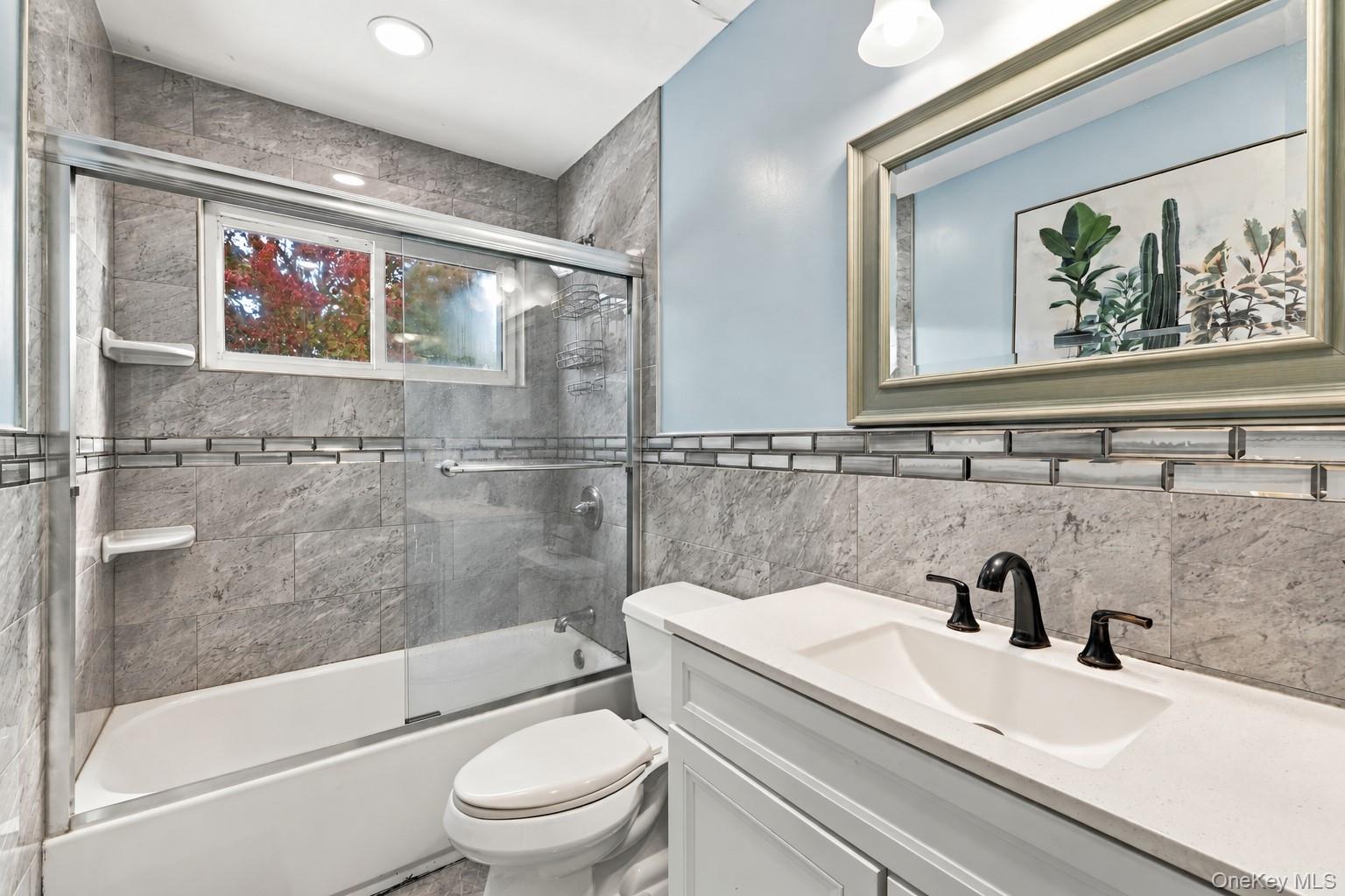 266 Riddle Street — photo 6