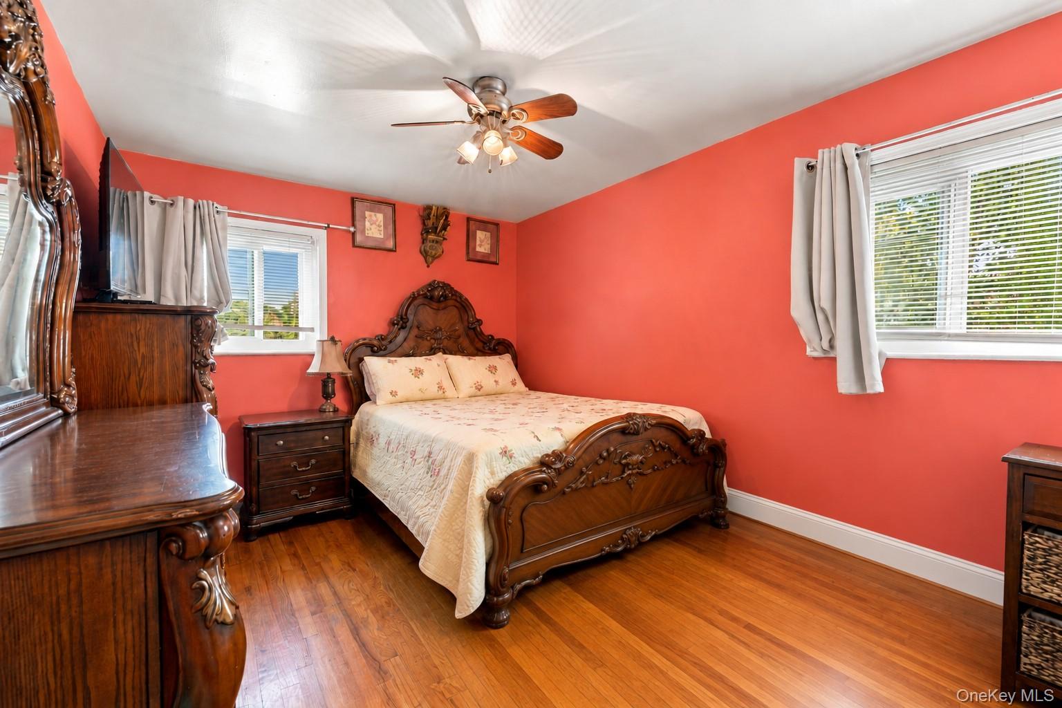 266 Riddle Street — photo 7