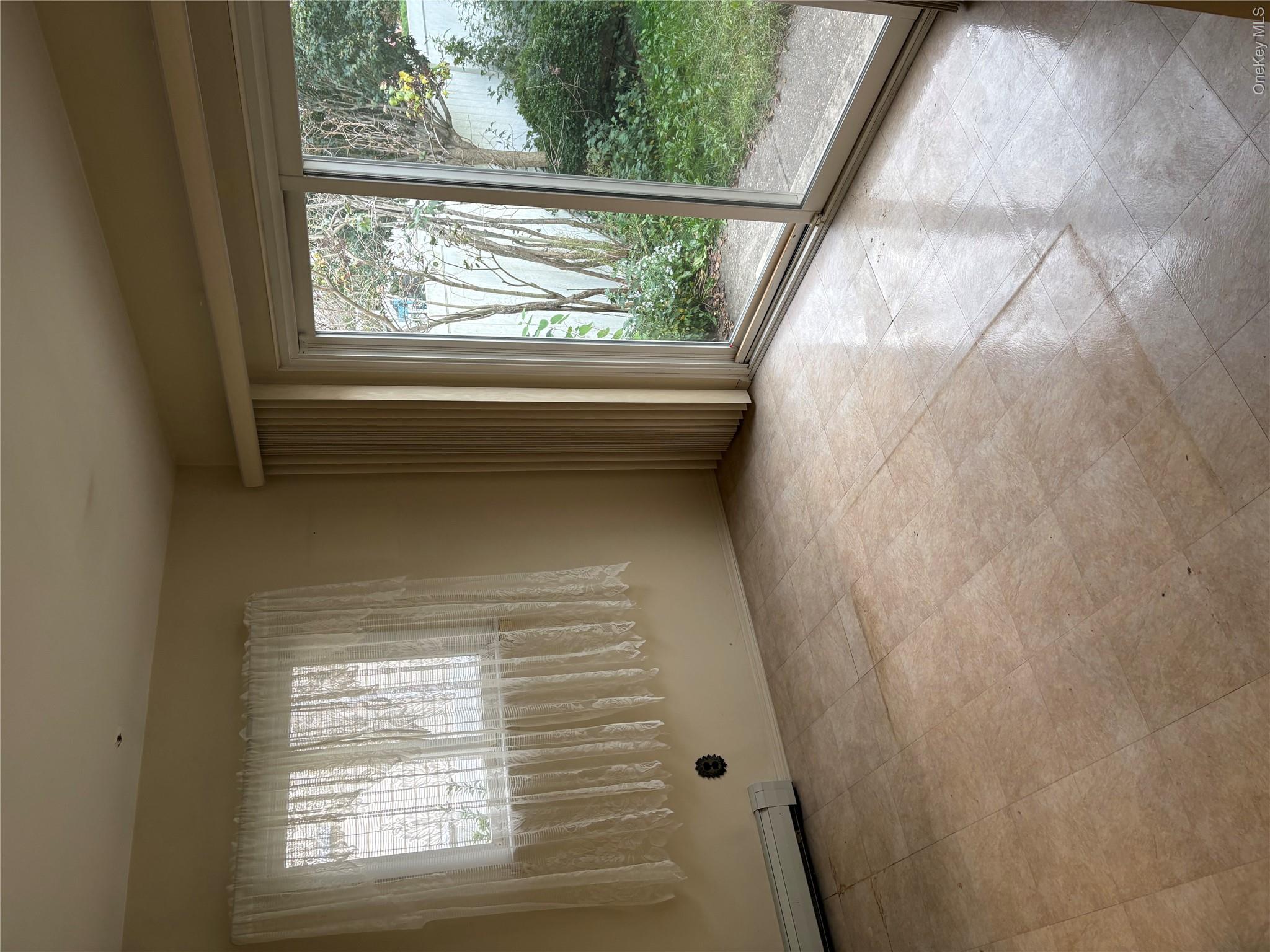 1304 Little Neck Avenue — photo 8