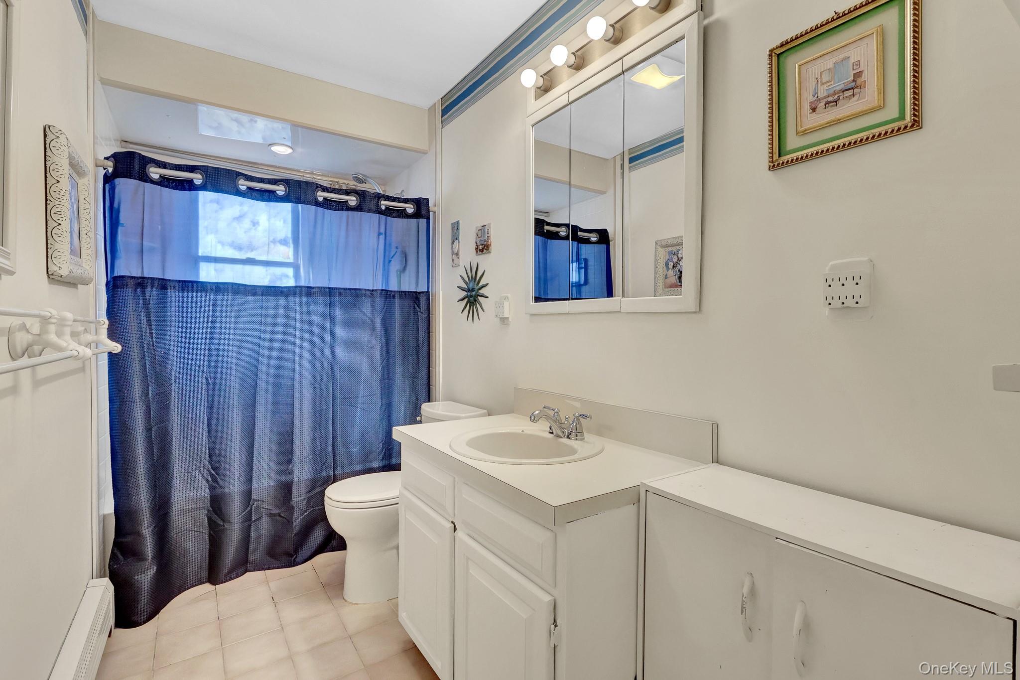 208 Raider Street — photo 17