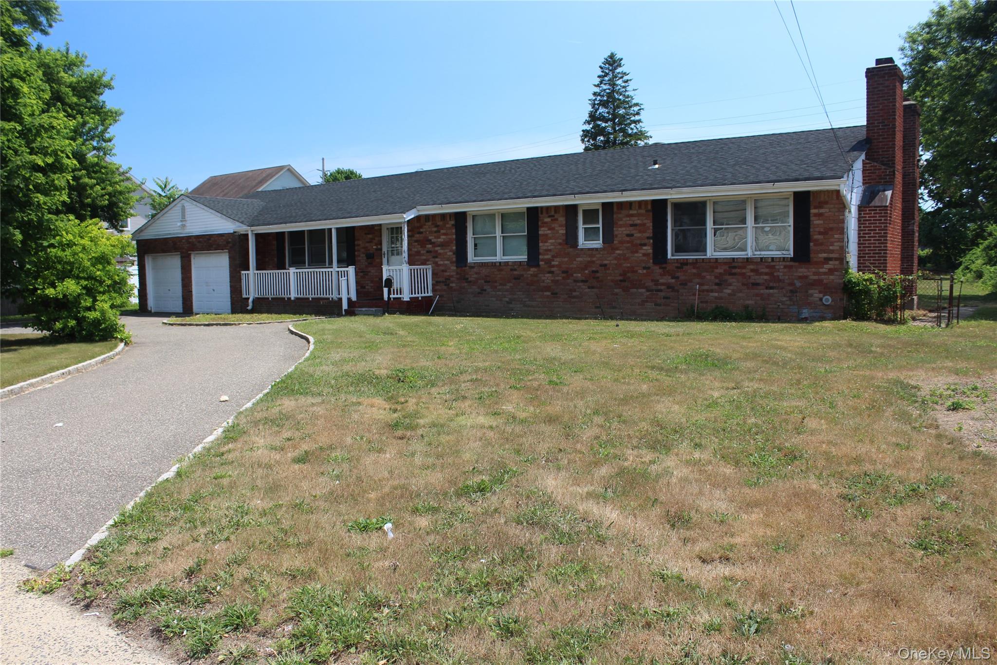 924 Fulton Street, Farmingdale