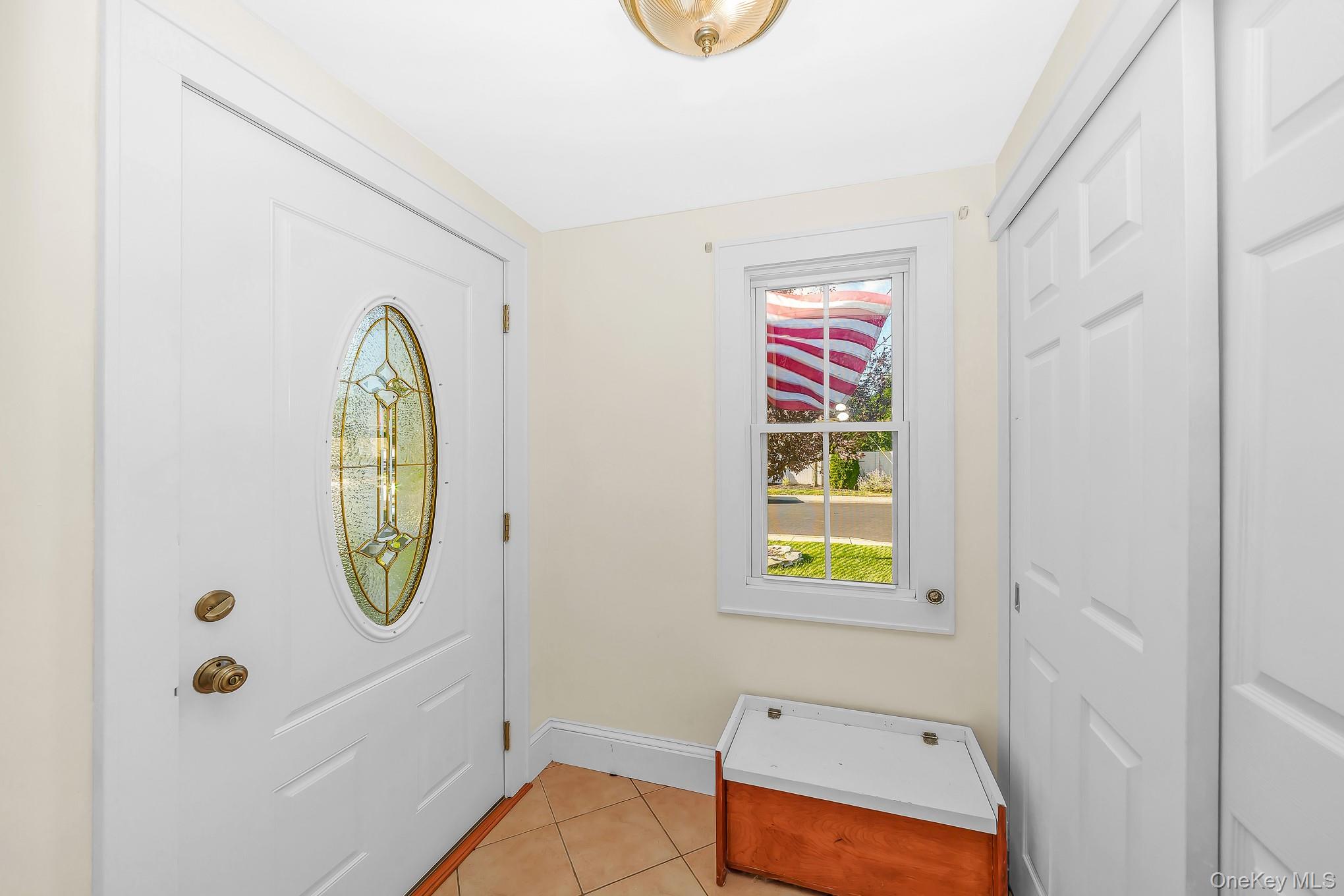 209 Claxton Avenue — photo 12