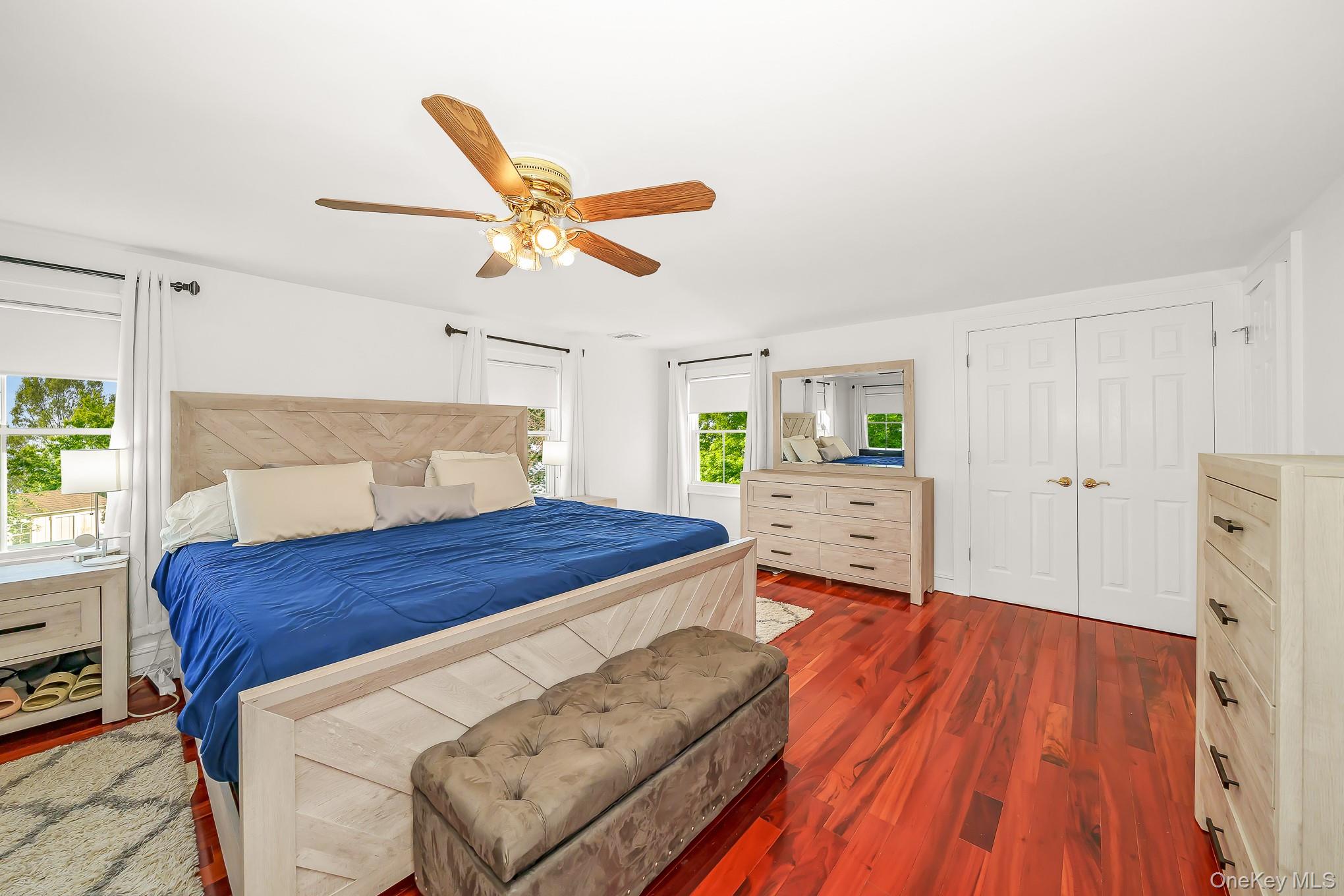 209 Claxton Avenue — photo 13