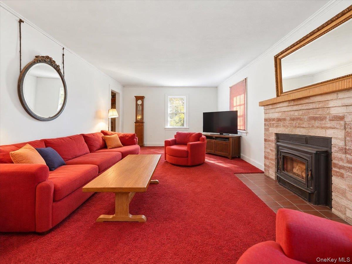 21 Sherman Avenue — photo 6
