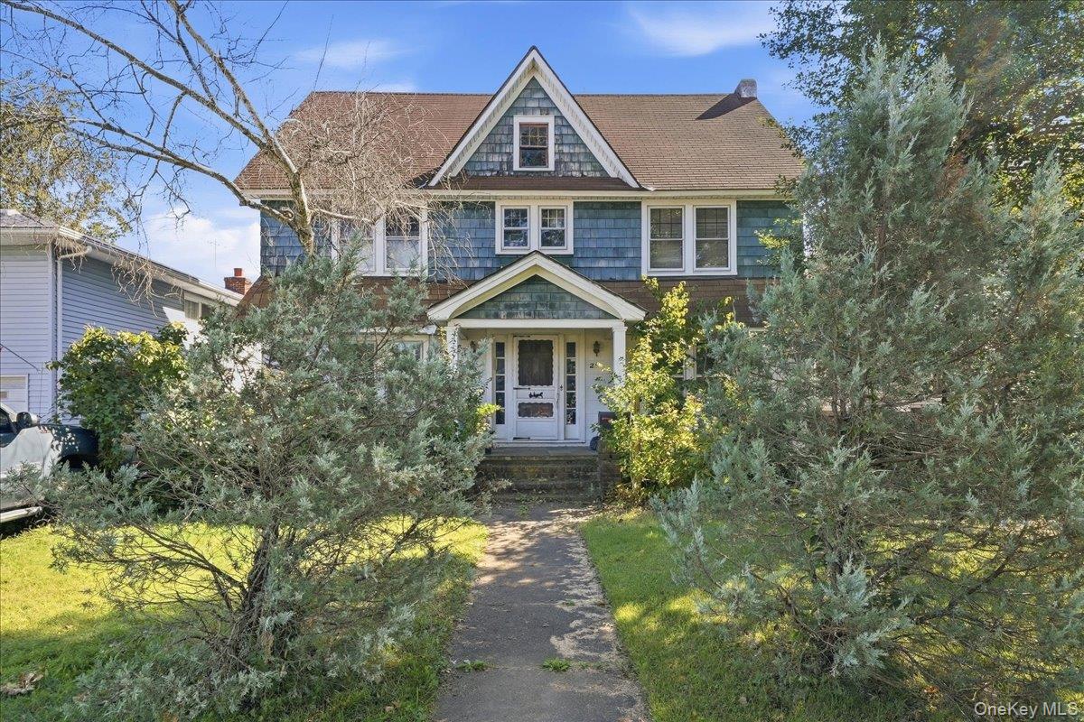 21 Sherman Avenue, Rockville Centre
