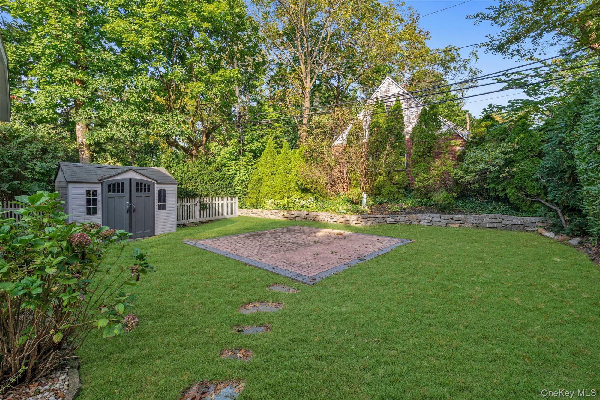 24 Summit Road — photo 22