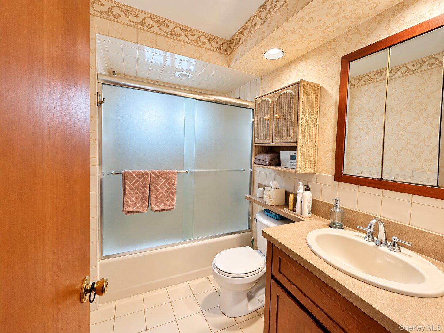 20 Munson Place — photo 6