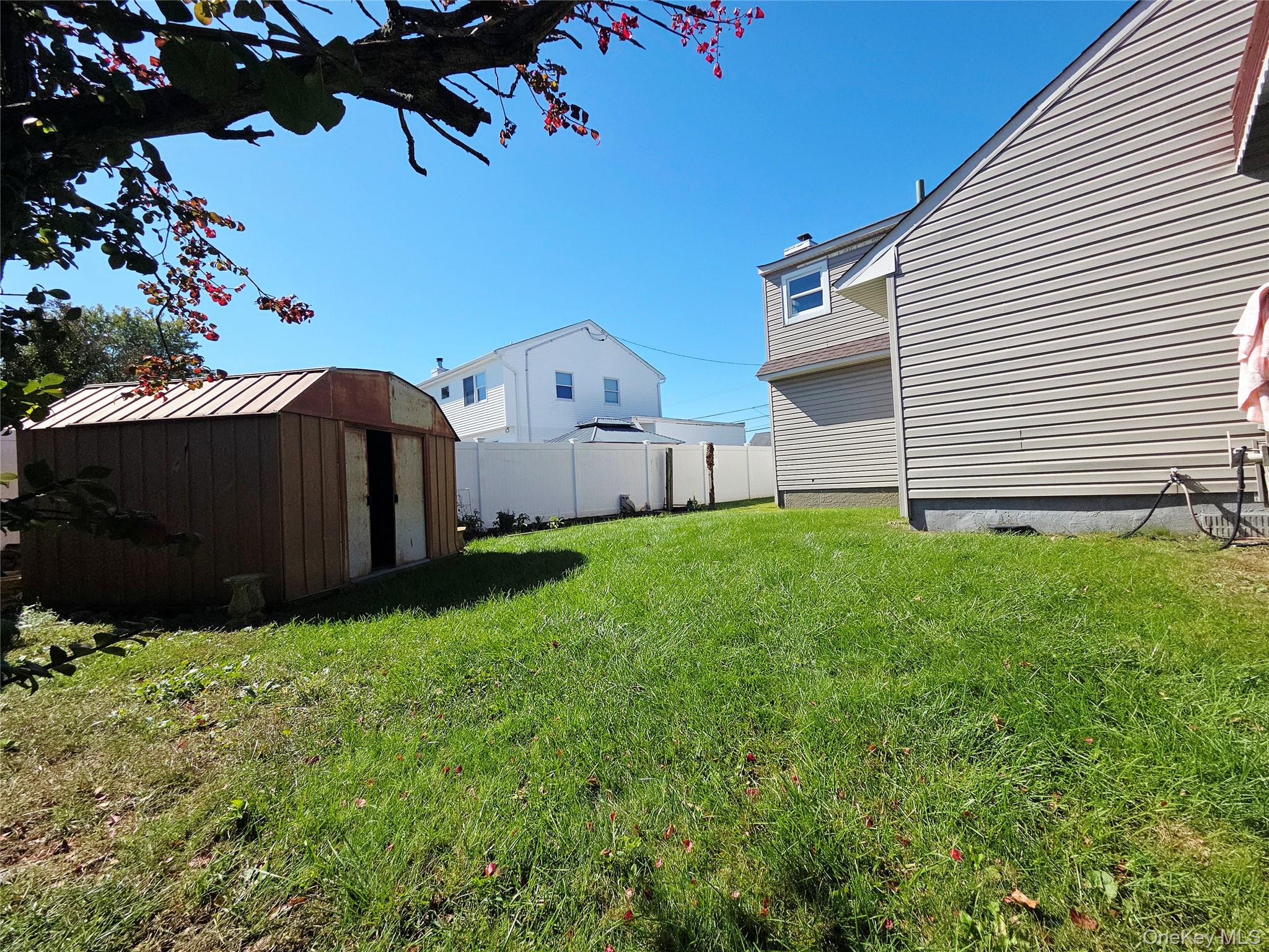 609 Alwick Avenue — photo 29