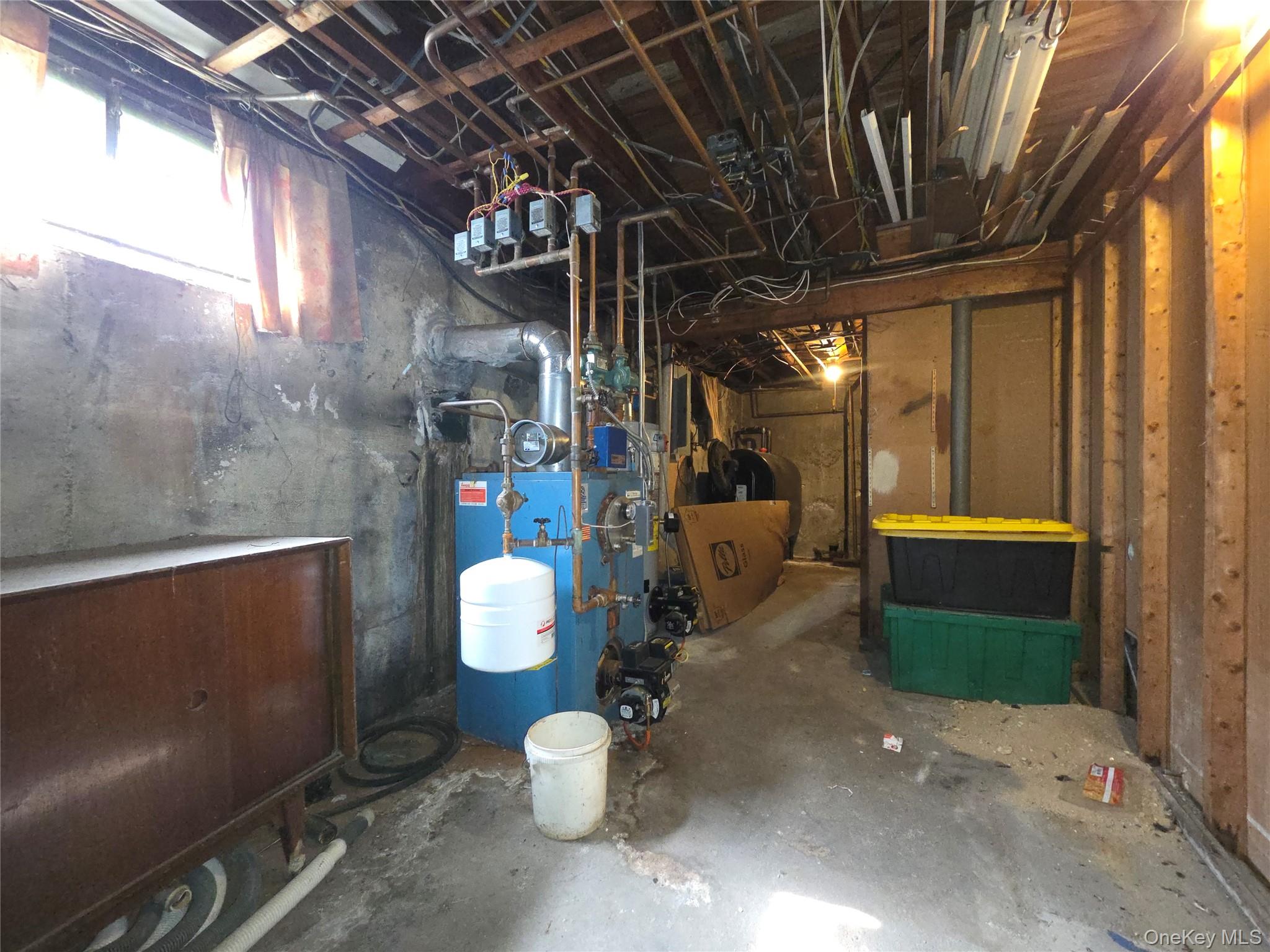 609 Alwick Avenue — photo 33