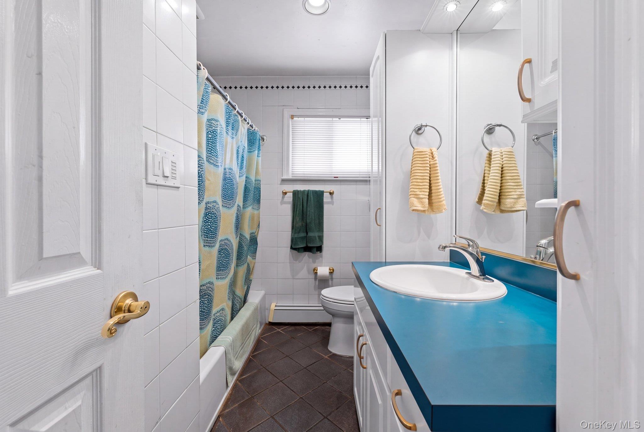 3866 Drake Street — photo 11