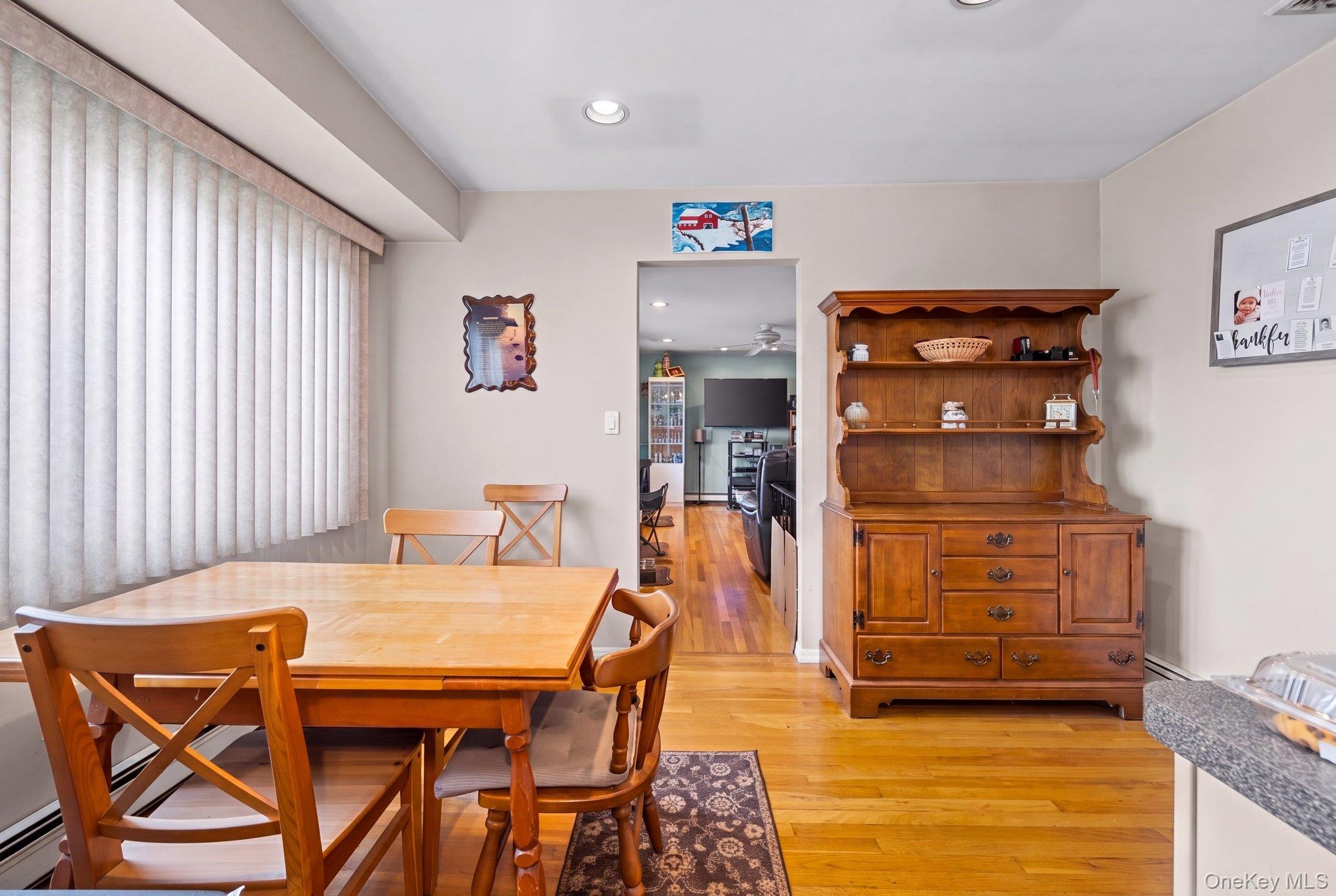 3866 Drake Street — photo 25