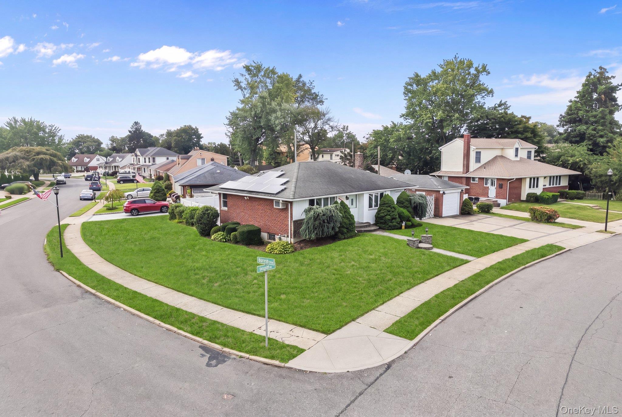 3866 Drake Street — photo 30