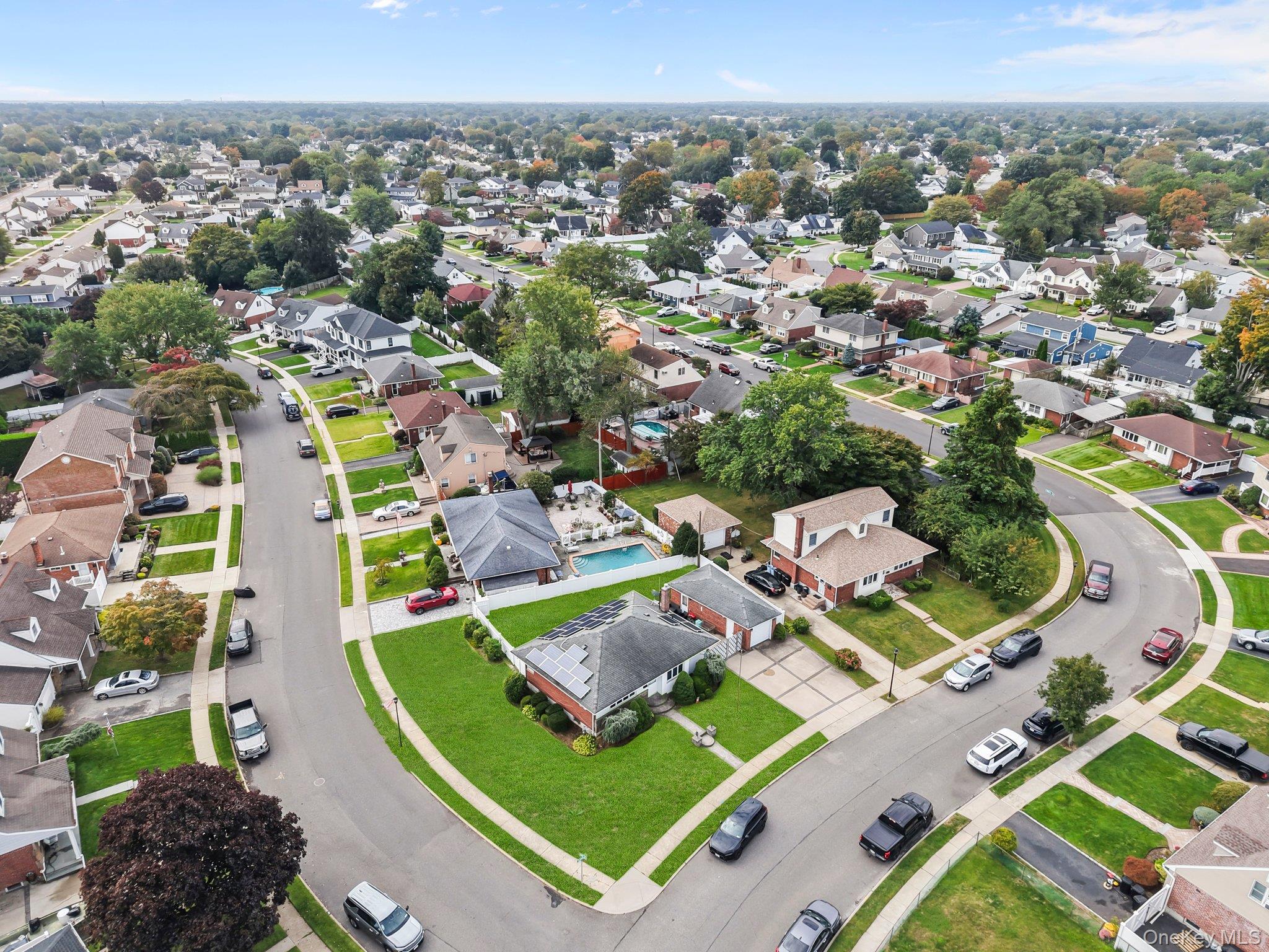 3866 Drake Street — photo 41