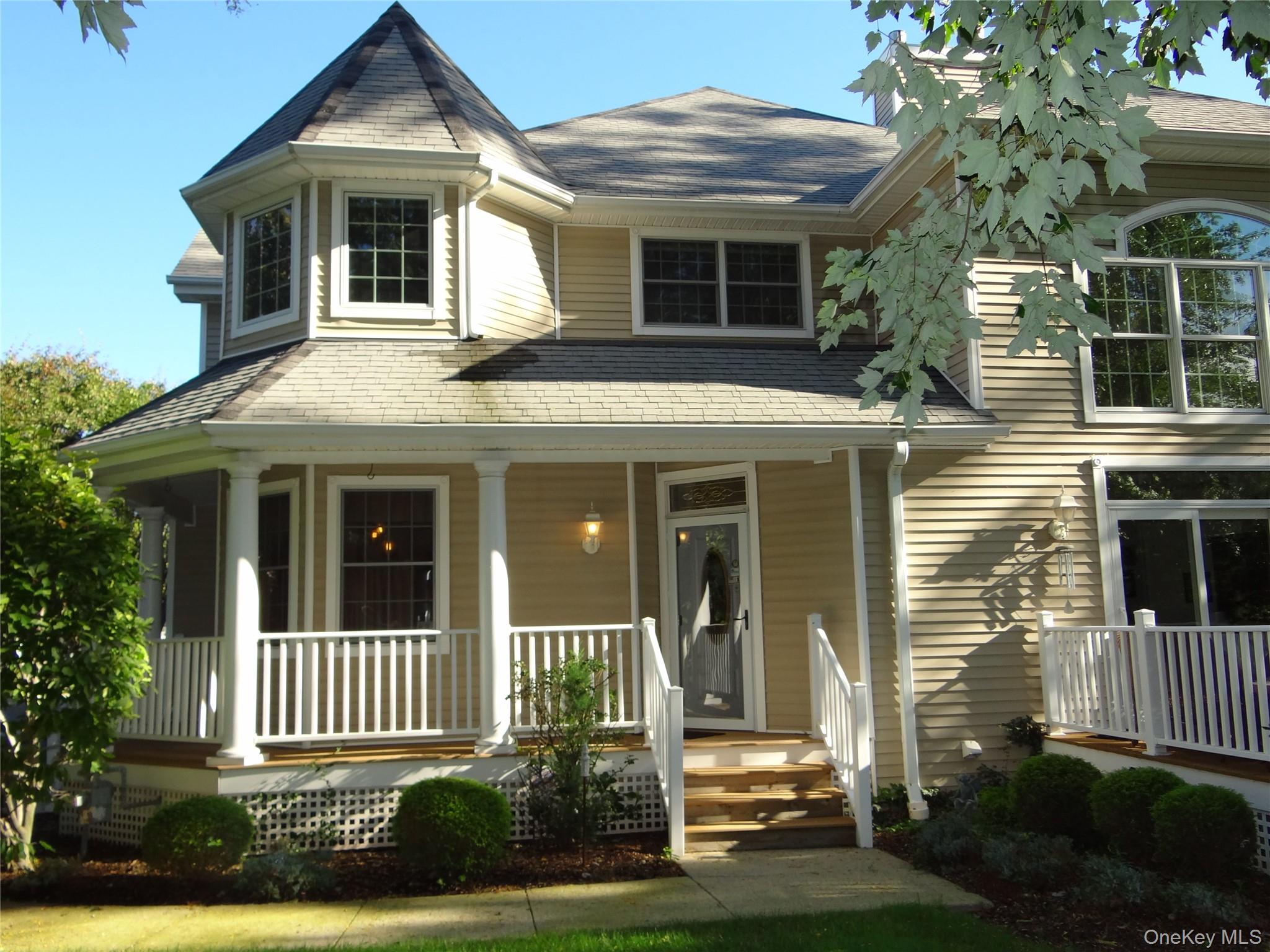 33 Blair Road, East Setauket