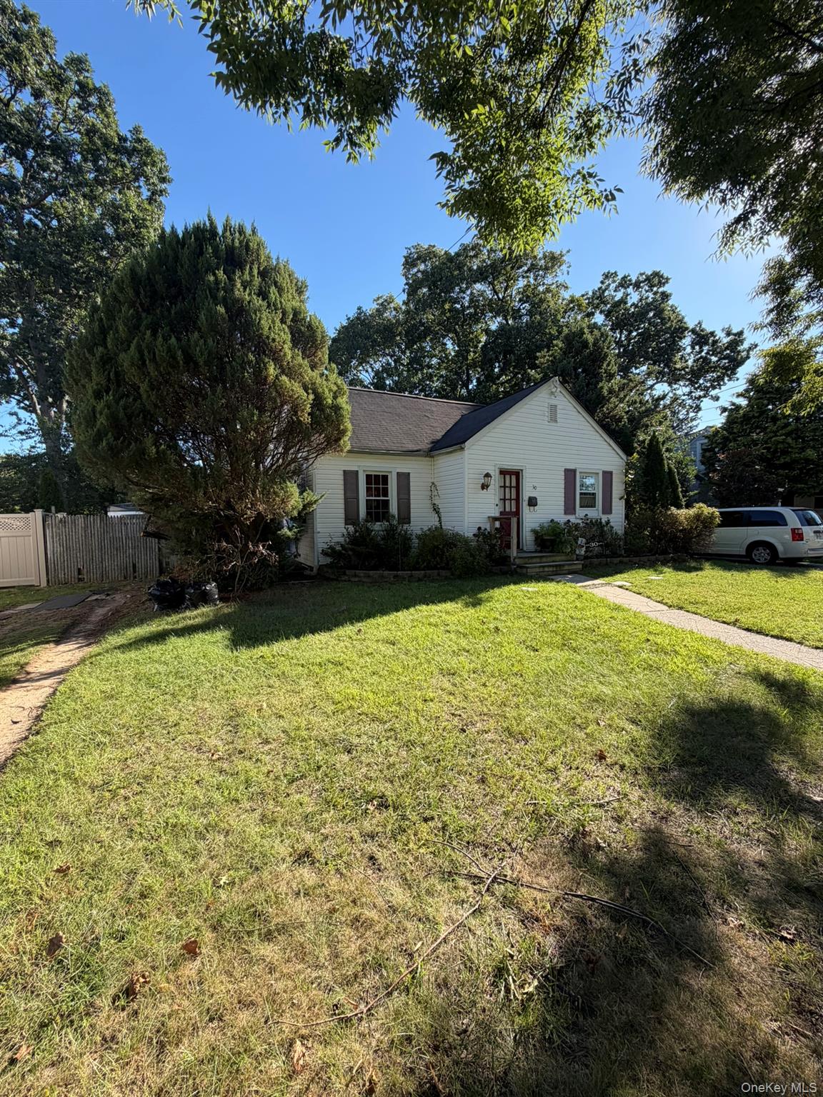 30 Beverly Road — photo 3