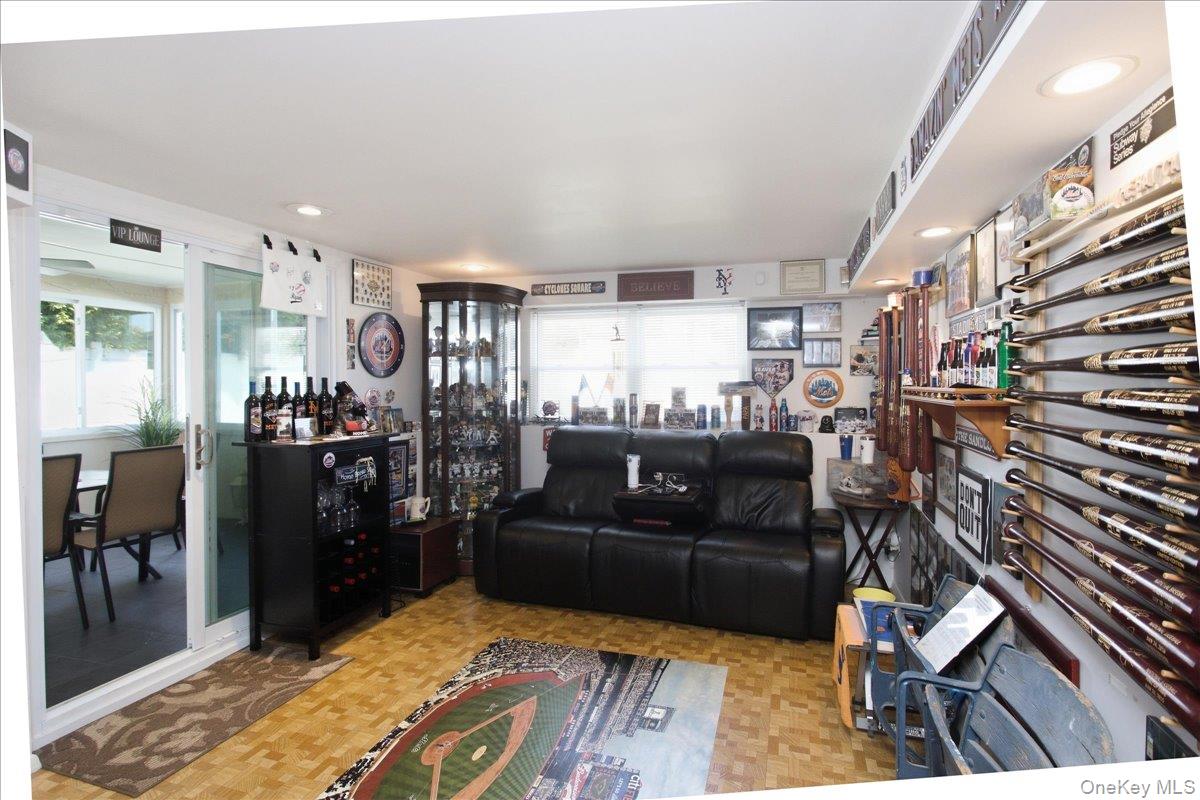 840 Carolyn Court — photo 21