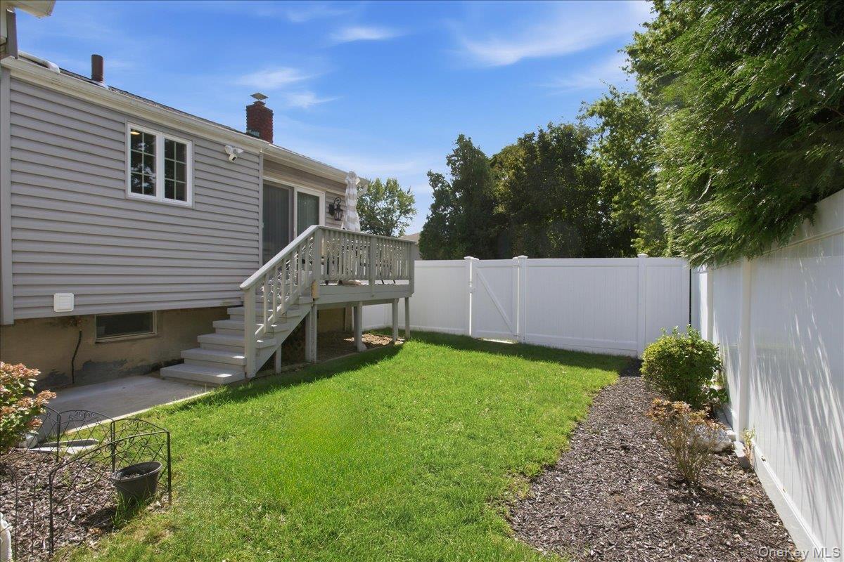 840 Carolyn Court — photo 26