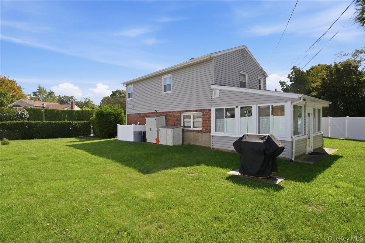 840 Carolyn Court — photo 27