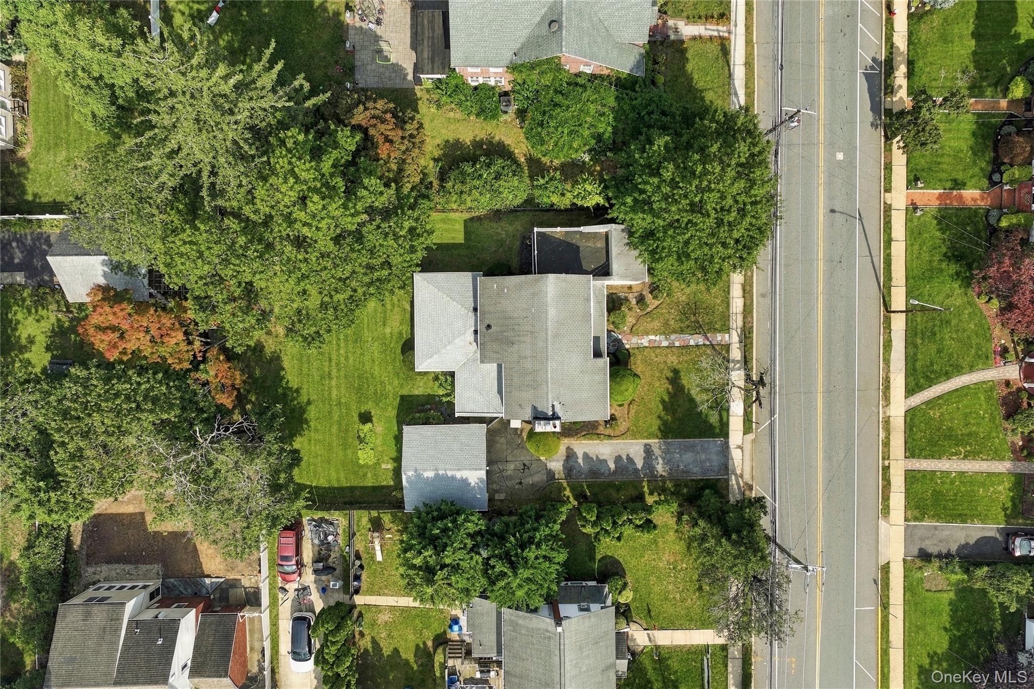 201 Hempstead Avenue — photo 26