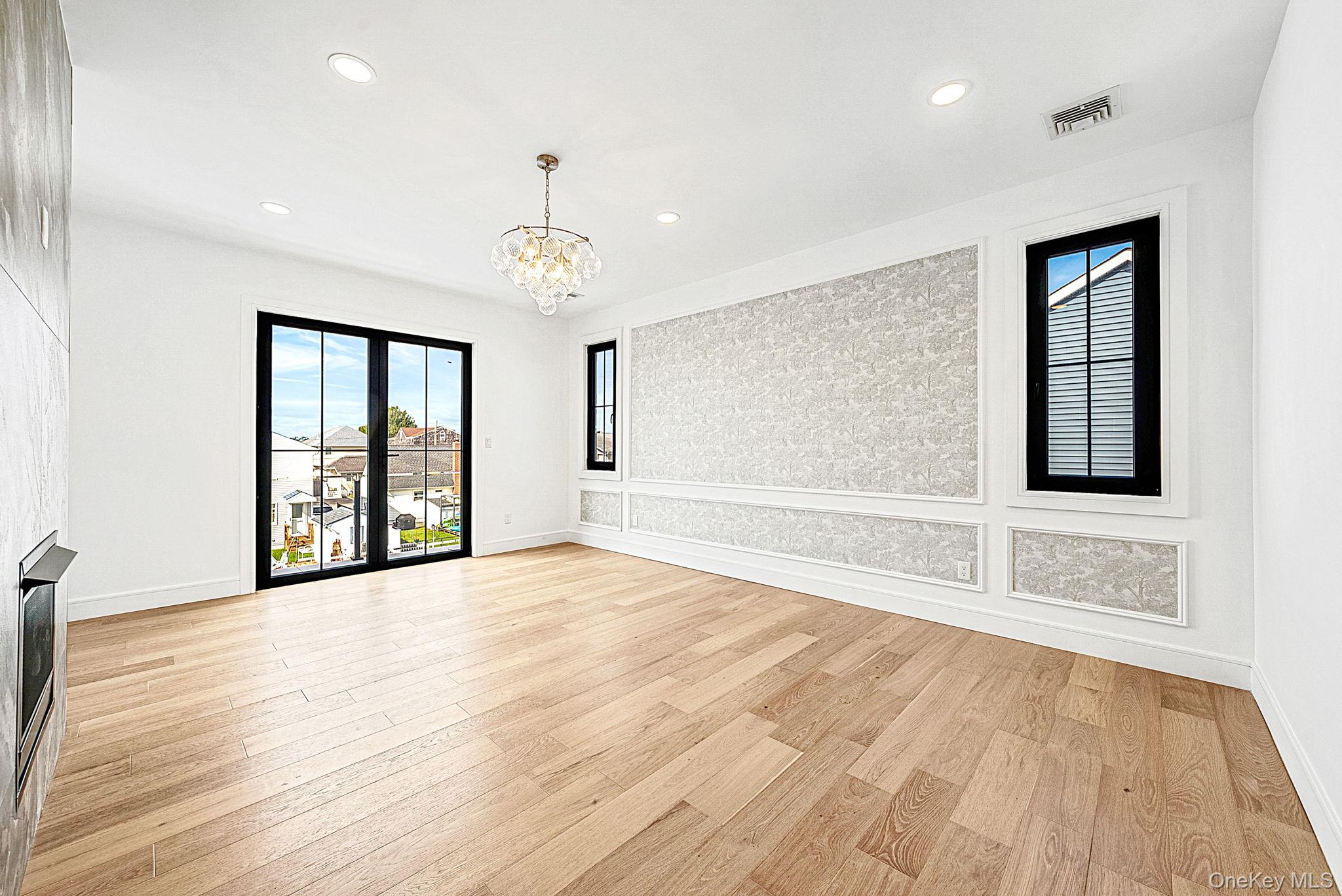 24 Midway Street — photo 19