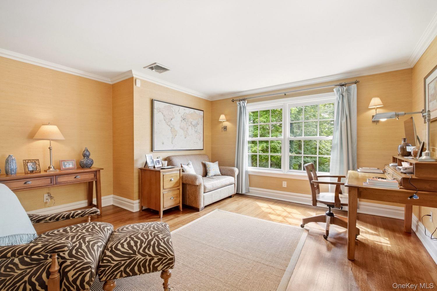 8 Fiddlers Green Drive — photo 12