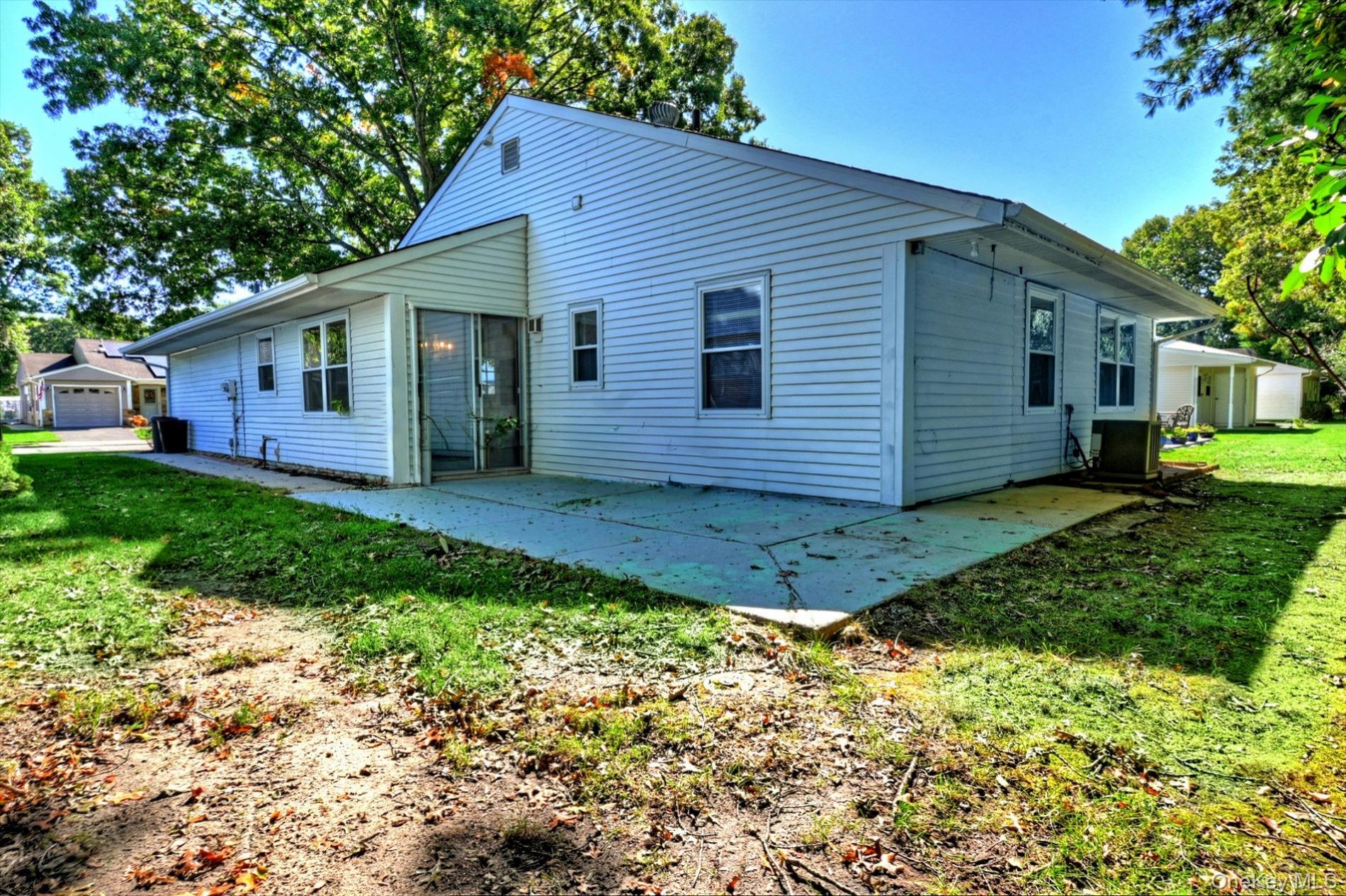 177 Canterbury Drive — photo 25