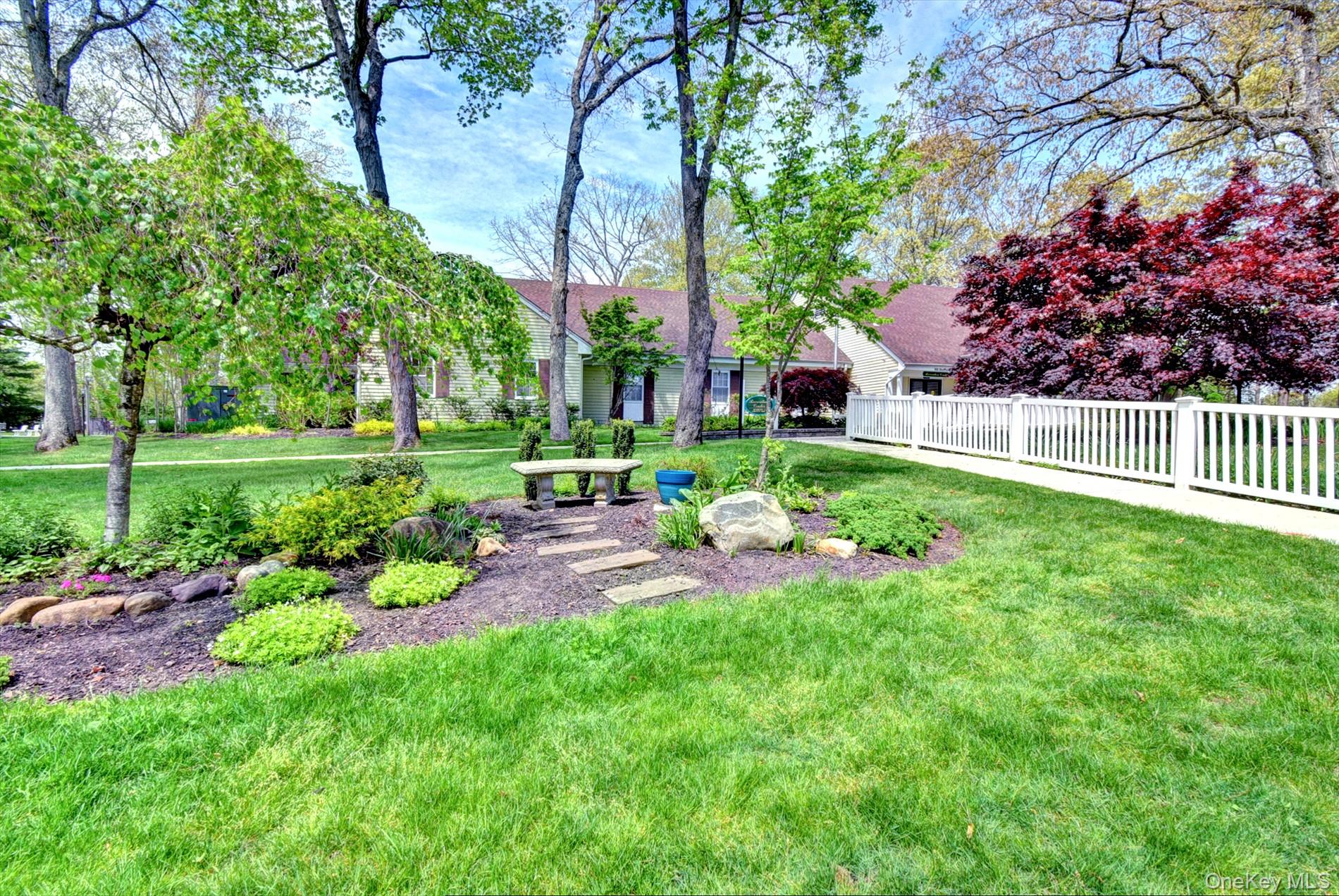177 Canterbury Drive — photo 28
