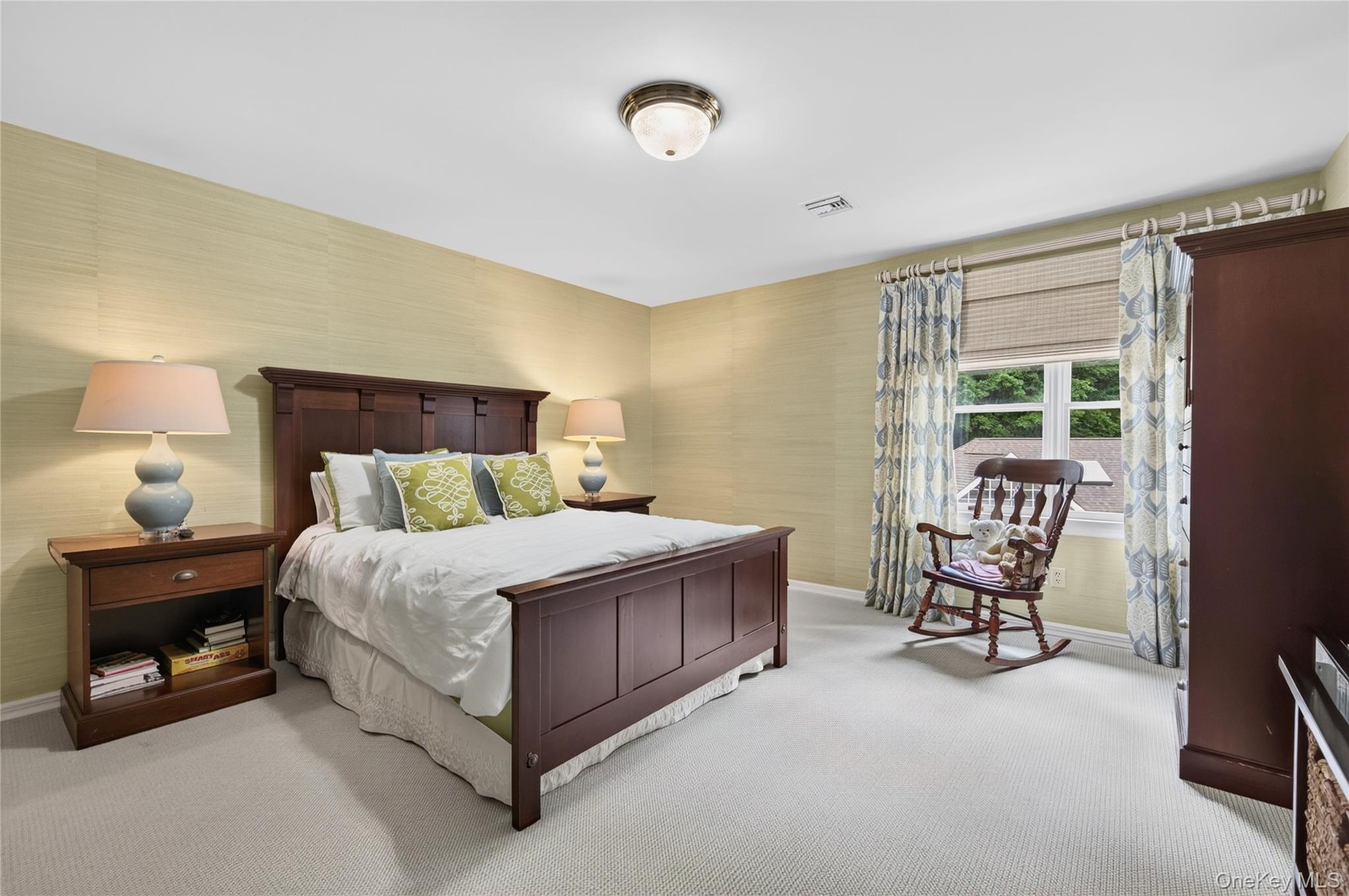 136 Cove Neck Road — photo 18