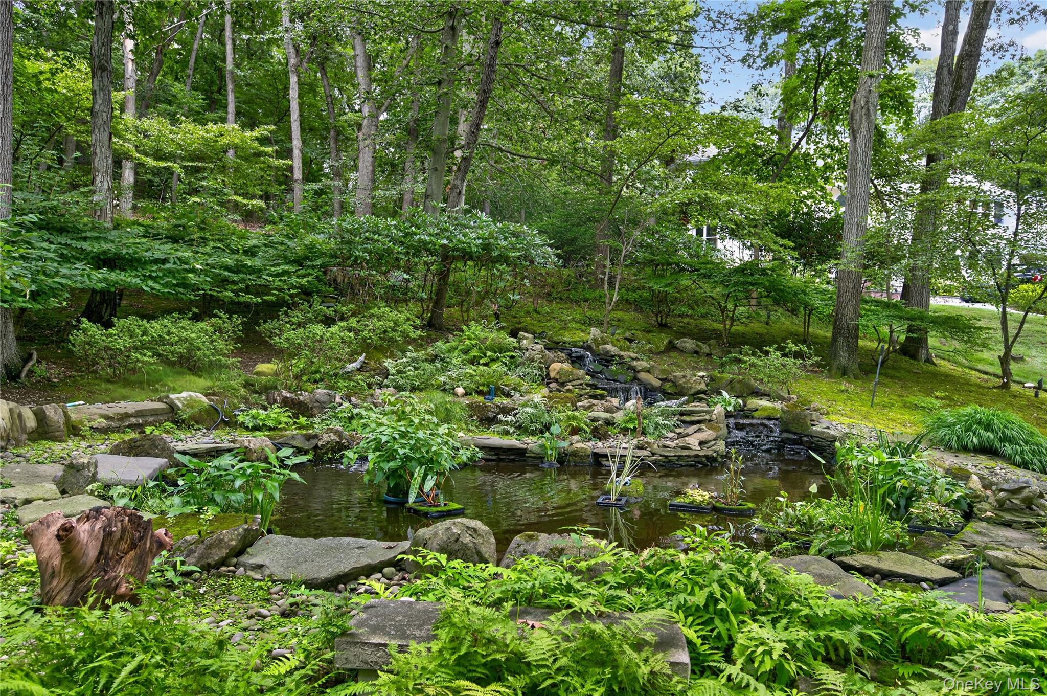 136 Cove Neck Road — photo 34