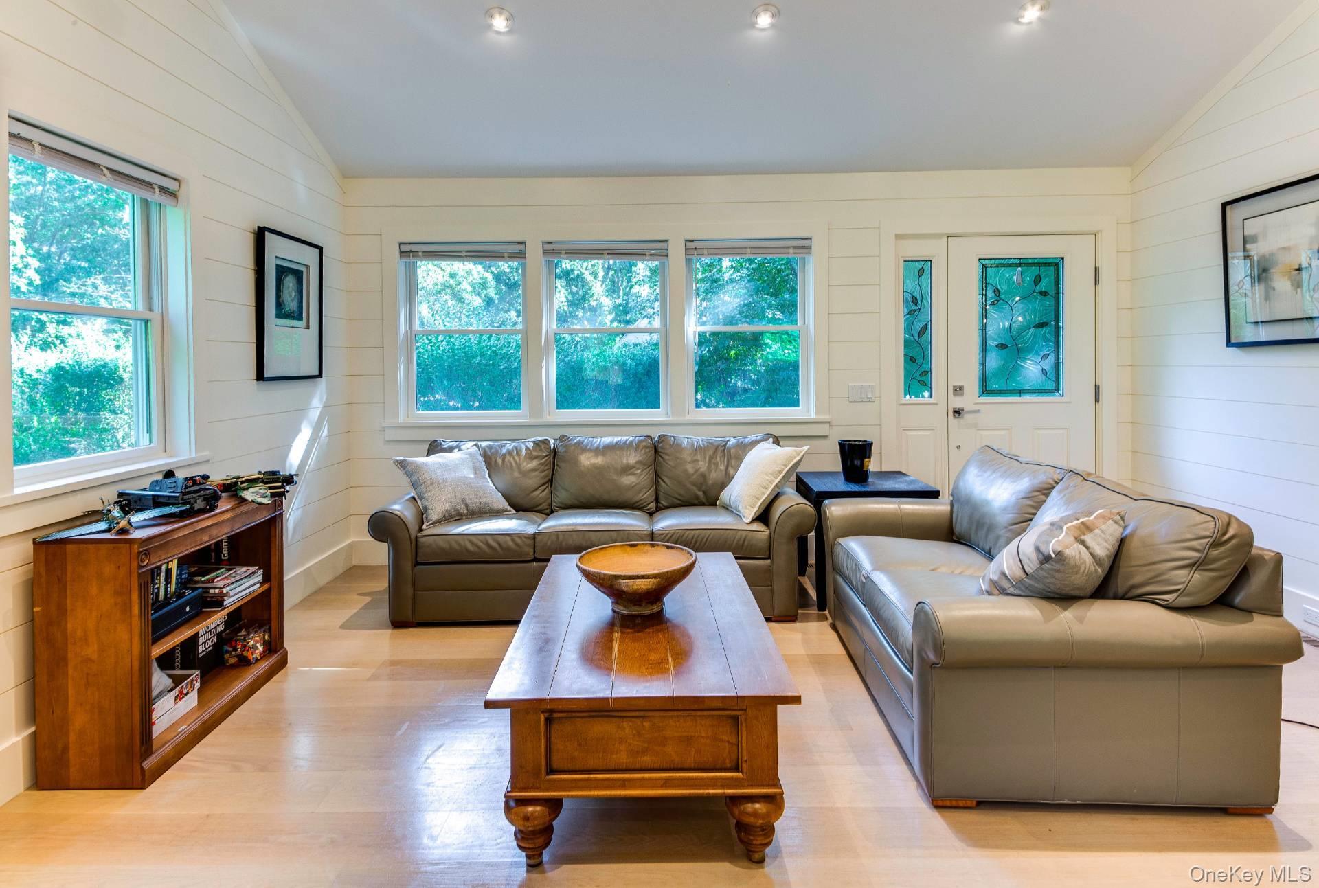 66 Crystal Drive — photo 10