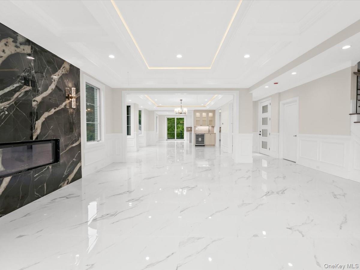 7 Floyd Place — photo 3