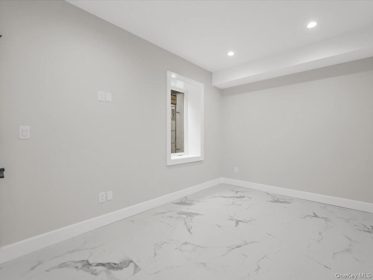 7 Floyd Place — photo 34
