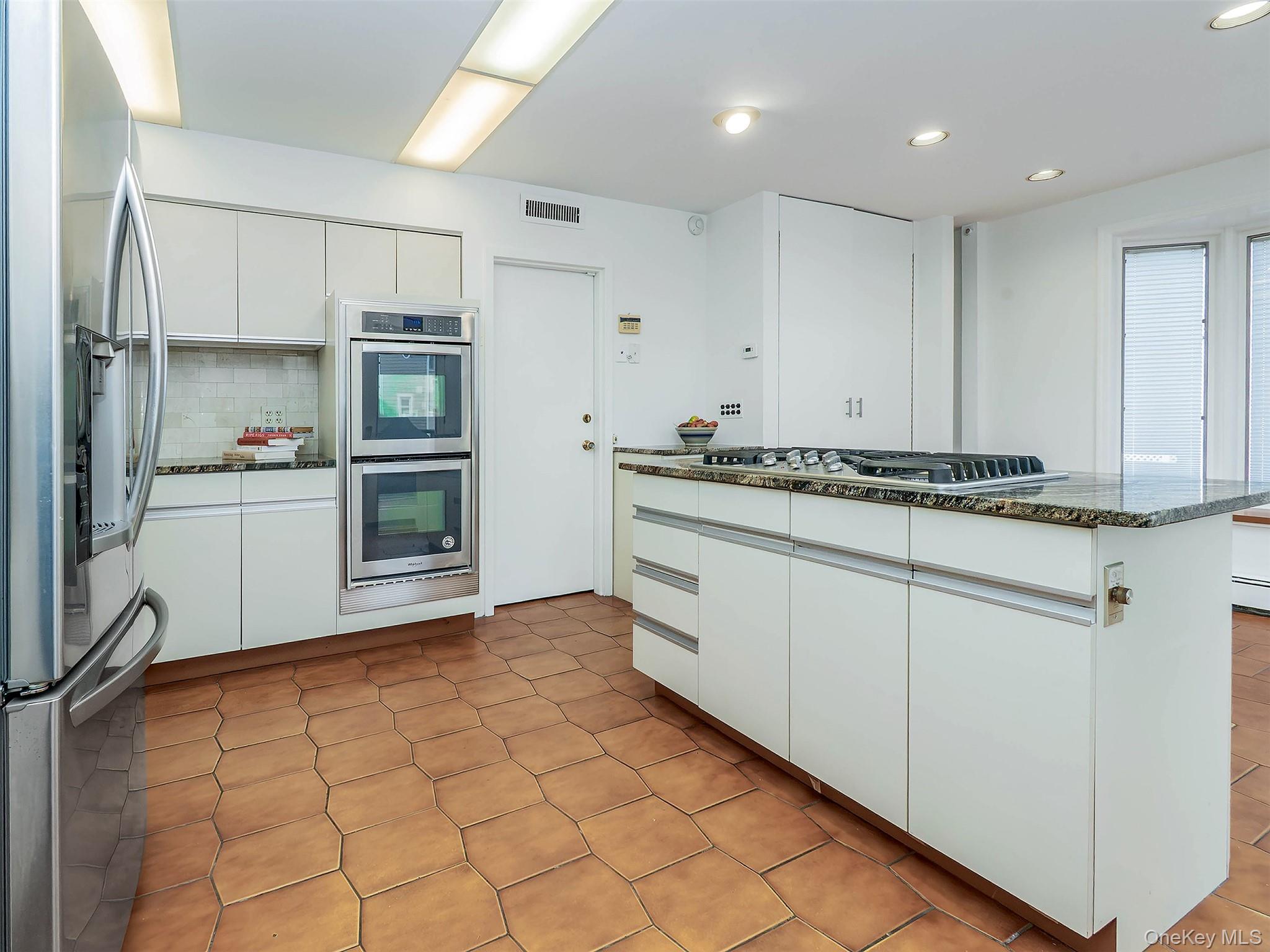 24 Downing Avenue — photo 15