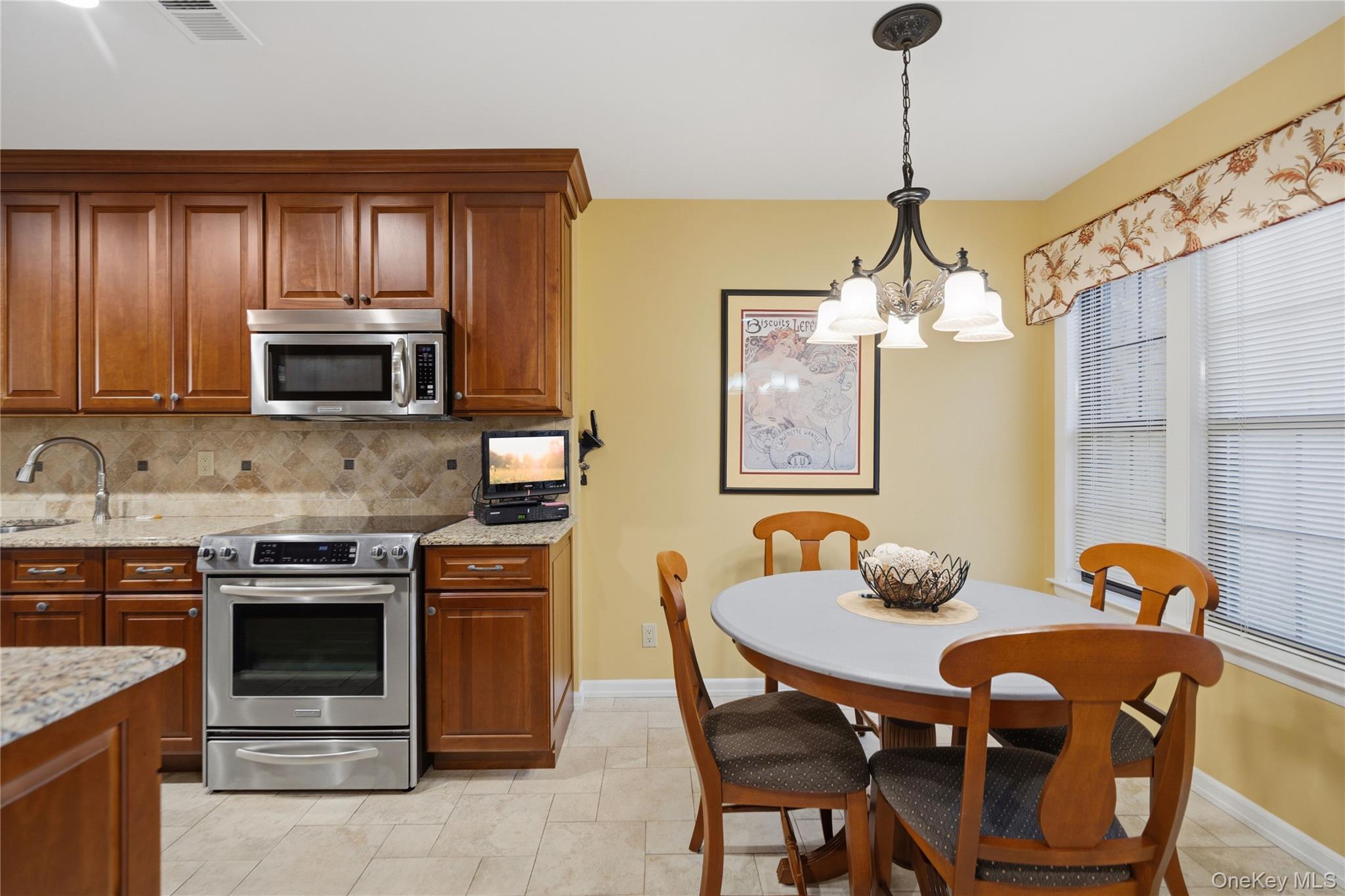 148 Southgate Circle — photo 9