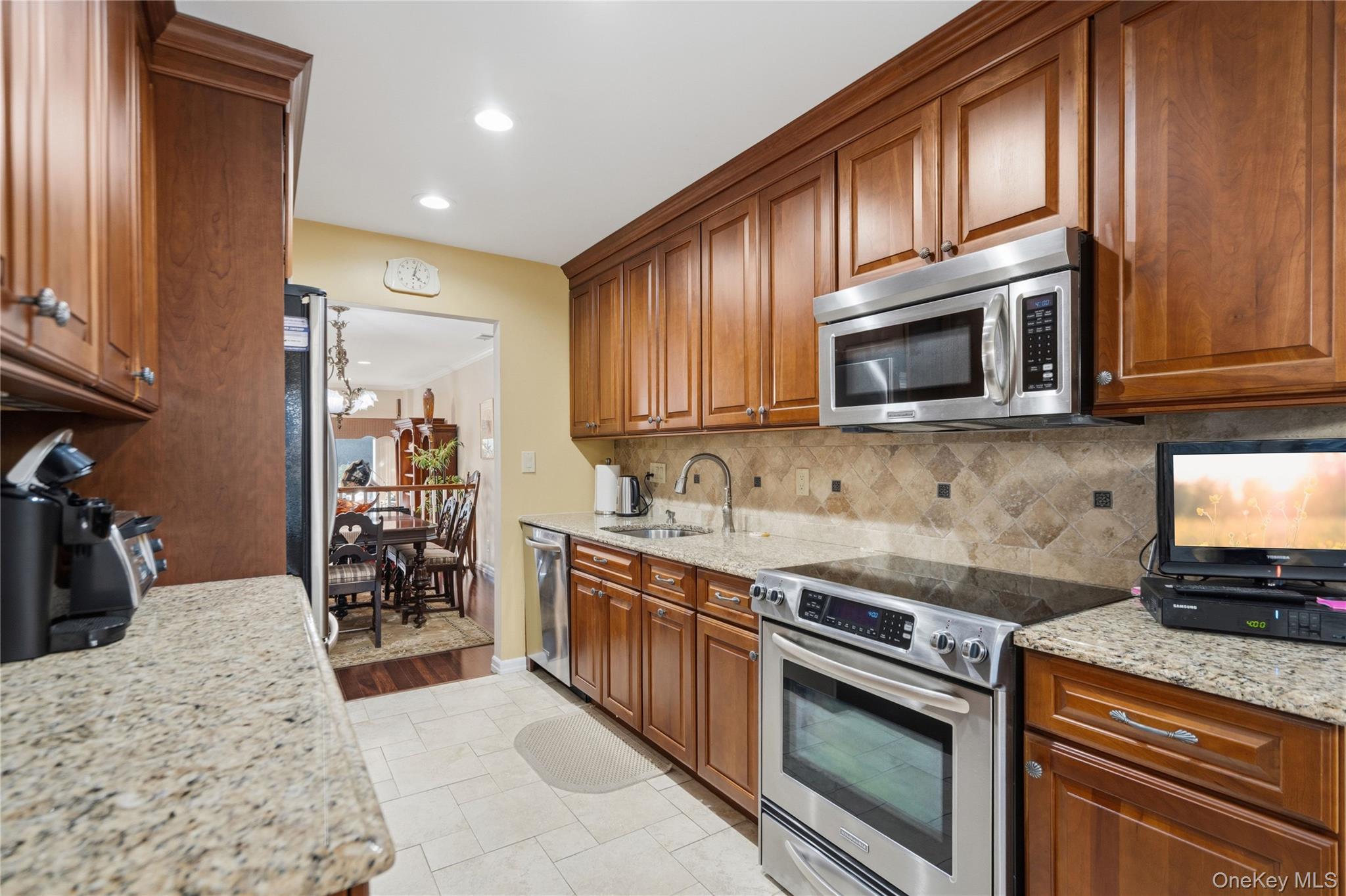 148 Southgate Circle — photo 10