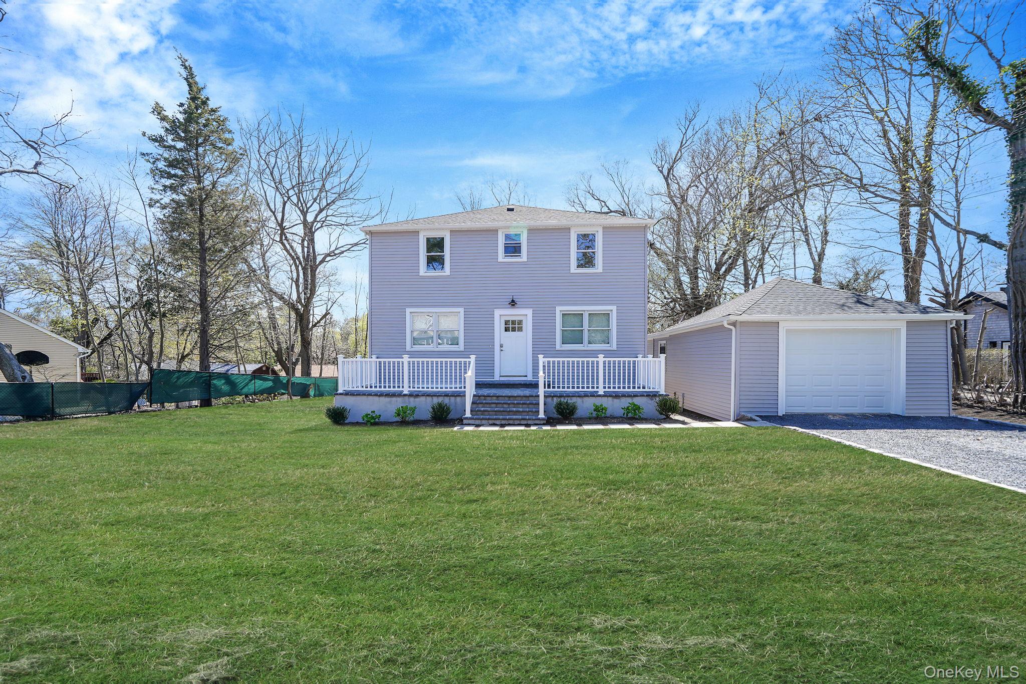 2939 Wading River Road, Wading River