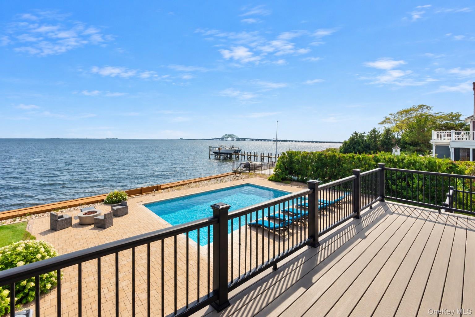 8 Shoal Drive — photo 32