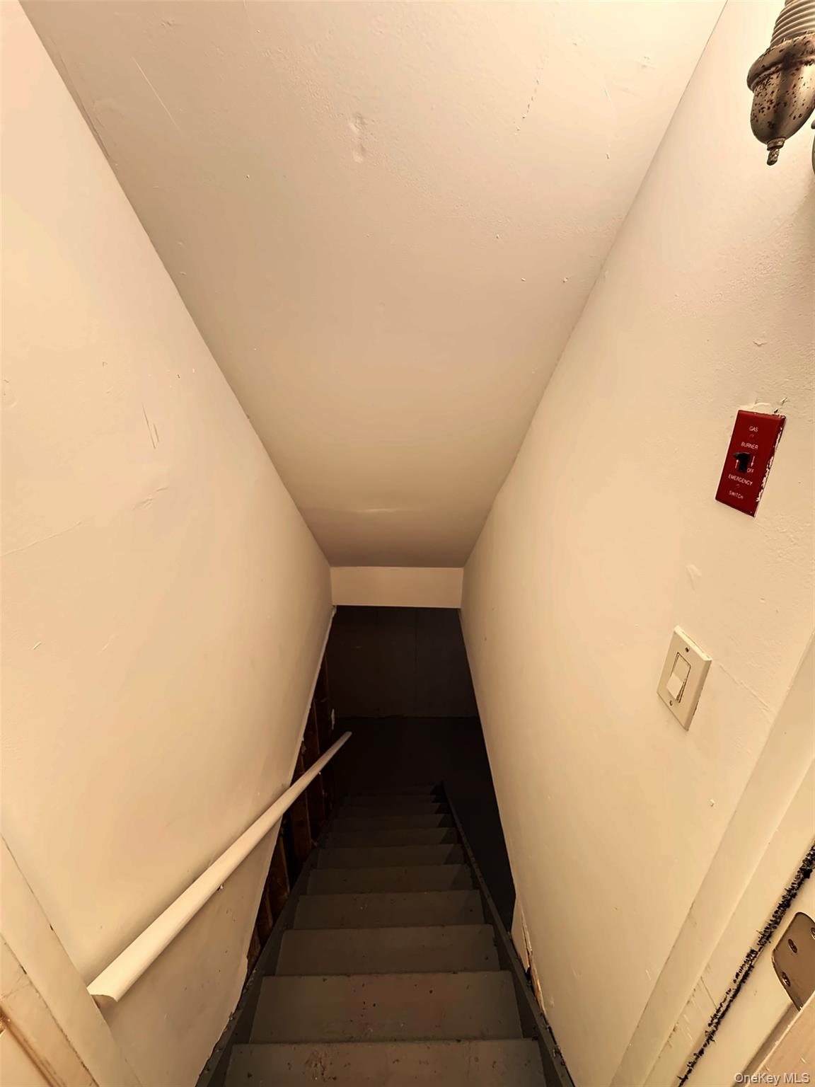 45A Brushwood Drive — photo 31